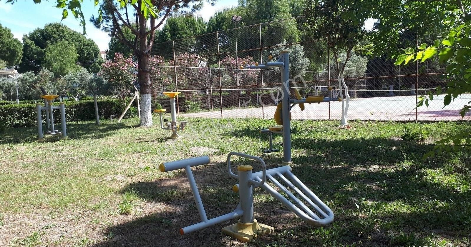 Davutlar Özlem Sitesinde Denize 5 Dk Mesafede Zemin Kat Daire - Görsel 15