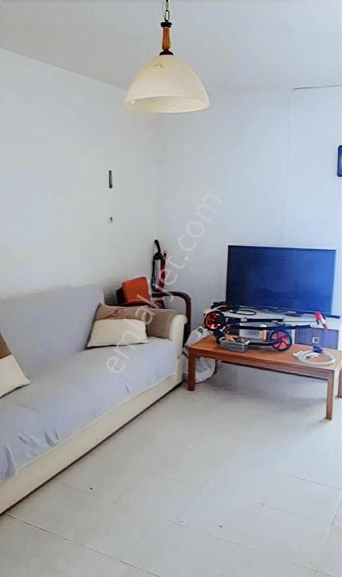 Davutlar Özlem Sitesinde Denize 5 Dk Mesafede Zemin Kat Daire - Görsel 9