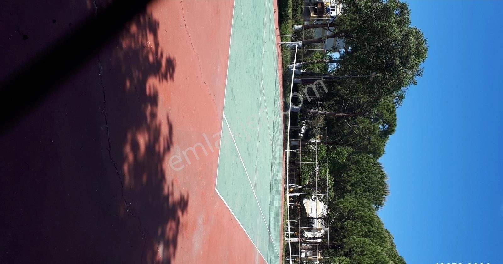 Davutlar Özlem Sitesinde Denize 5 Dk Mesafede Zemin Kat Daire - Görsel 7