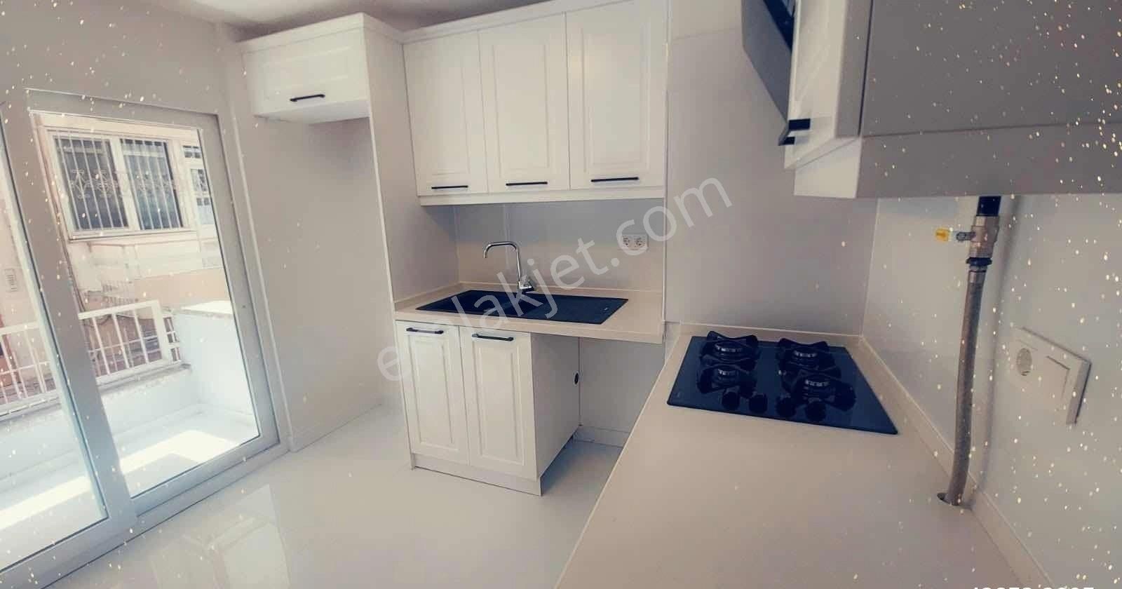 Ren'den Çamlıkta İçi Full Yaılı Köşe 3+1 Satılık Daire - Görsel 7