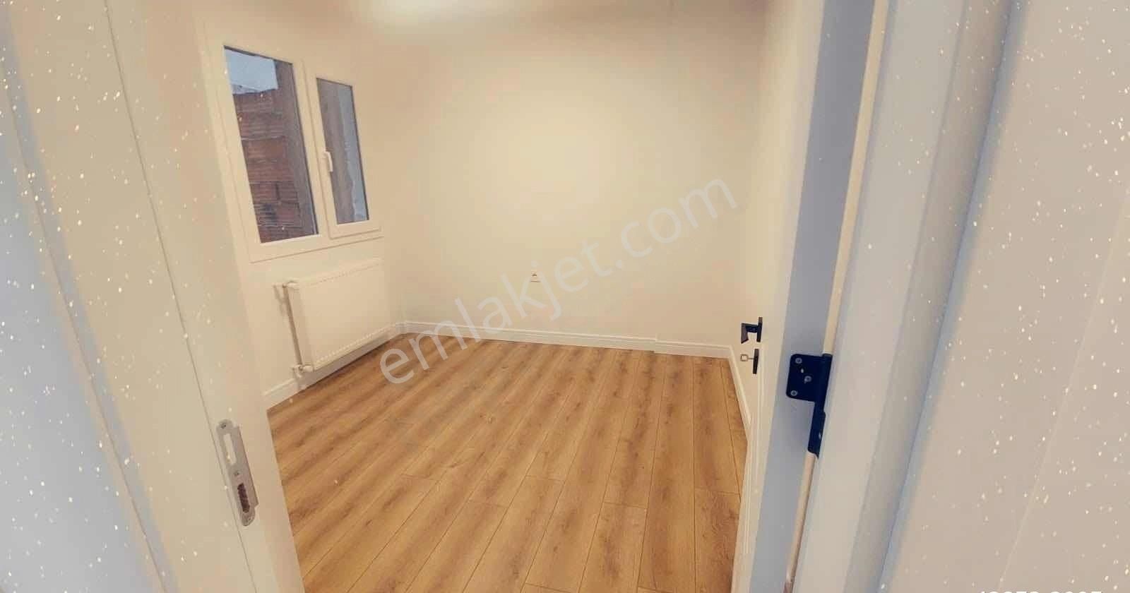 Ren'den Çamlıkta İçi Full Yaılı Köşe 3+1 Satılık Daire - Görsel 17