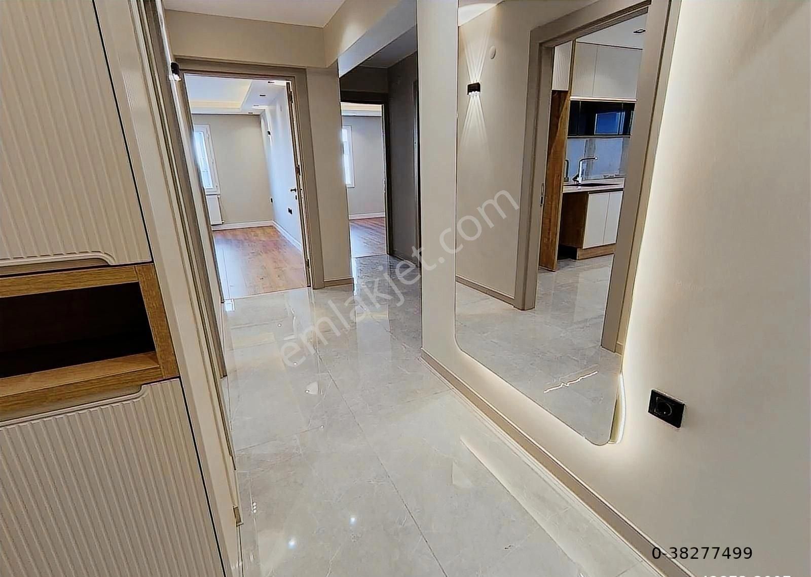 Ren'den Bahriye Üçok Mah. İçi Full Yapılı 3+1 Satılık Daire