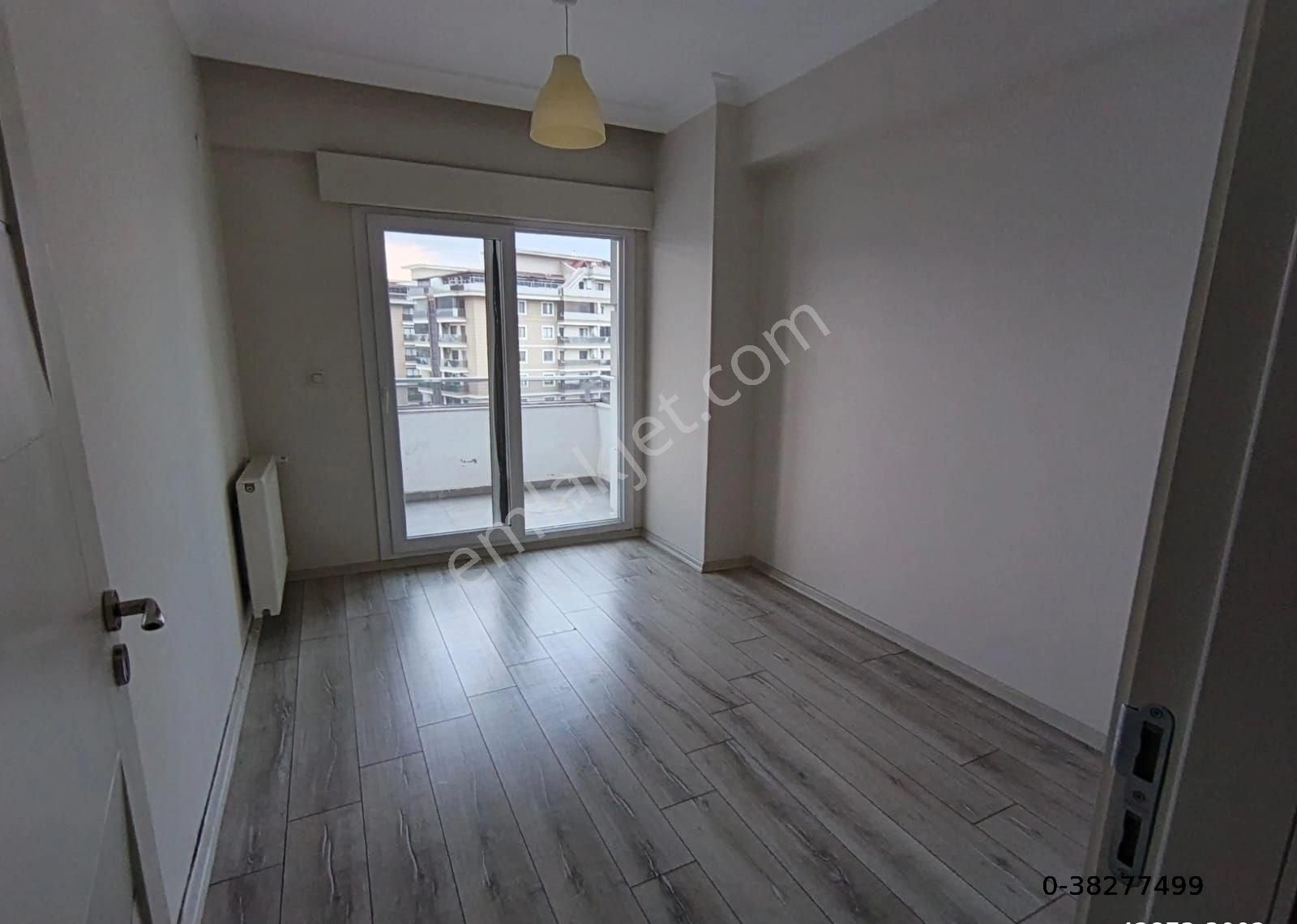 Ren' Den Menemende Site İçinde 3+1 Satılık Daire - Görsel 9