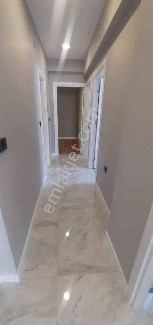 Bostanlı Girne Cadde Üstü Full Tadilatlı Asansörlü 3+1 Daire - Görsel 15