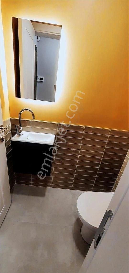 Bostanlı Girne Cadde Üstü Full Tadilatlı Asansörlü 3+1 Daire - Görsel 5