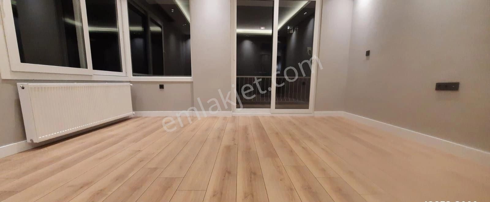 Bostanlı Girne Cadde Üstü Full Tadilatlı Asansörlü 3+1 Daire - Görsel 21