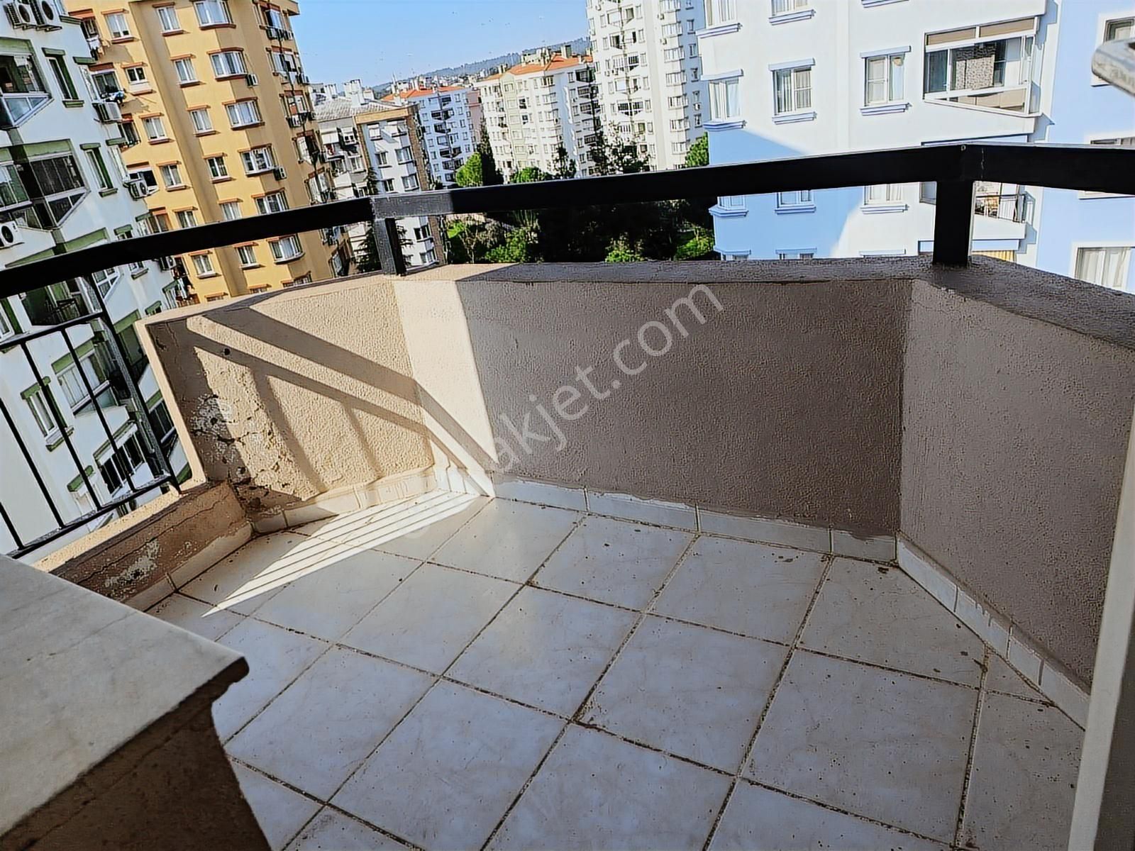 Buket Emlaktan Satılık 2+1 Daire Ara Kilerli Asansörlü Ebeveynli - Görsel 10