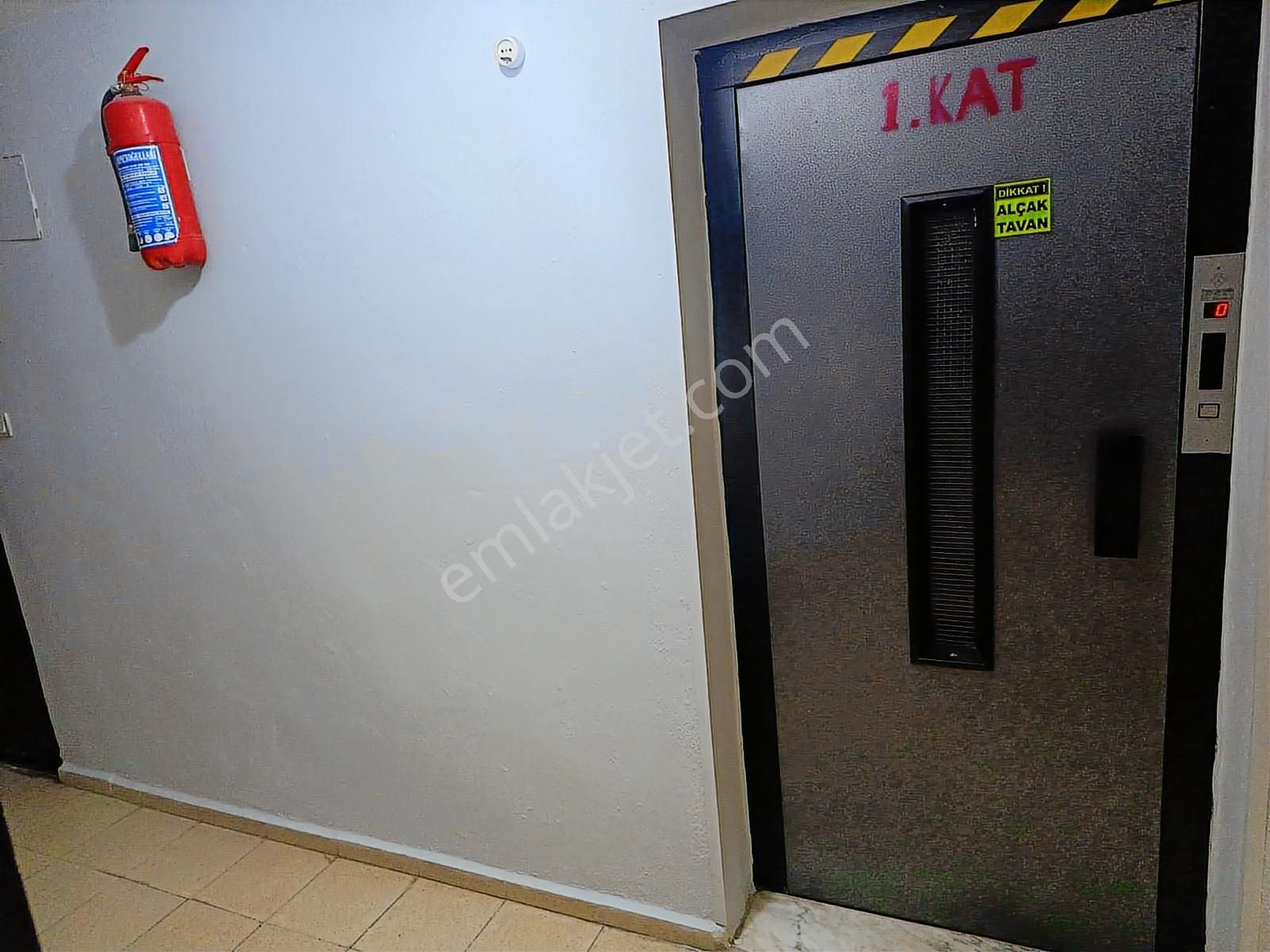 Buket Emlaktan Satılık 2+1 Daire Ara Kilerli Asansörlü Ebeveynli - Görsel 5