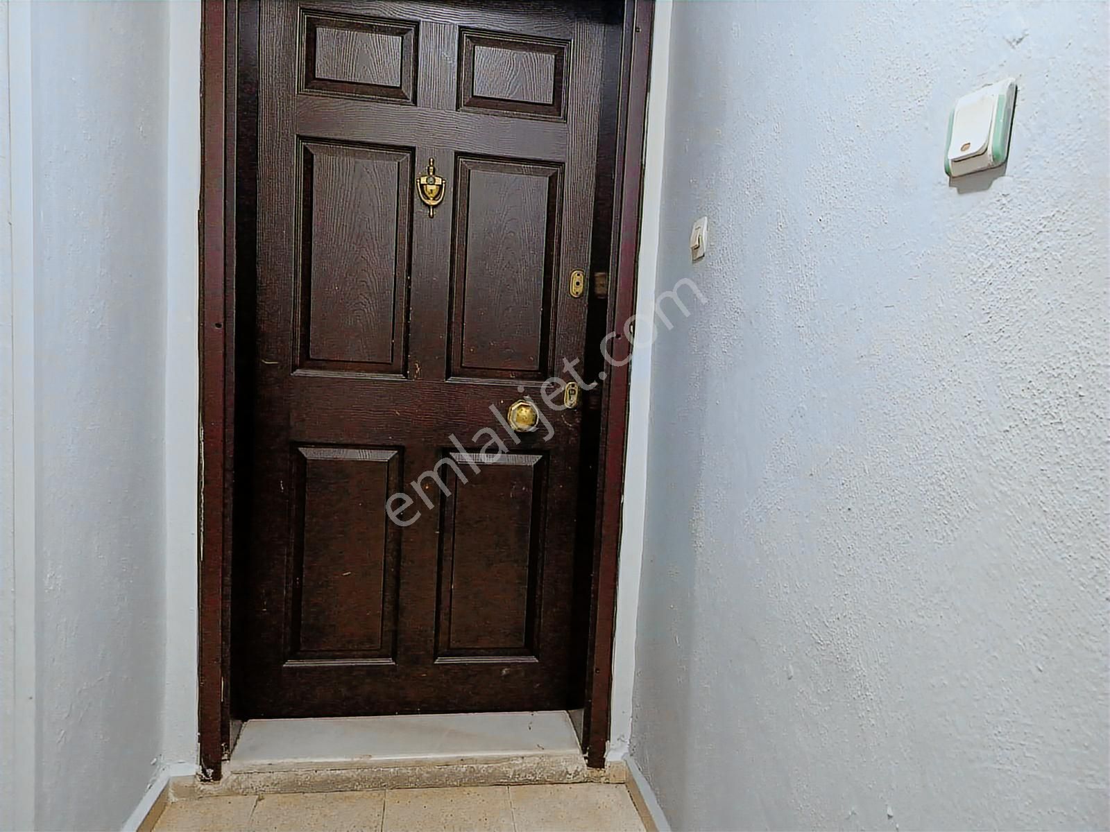 Buket Emlaktan Satılık 2+1 Daire Ara Kilerli Asansörlü Ebeveynli - Görsel 12