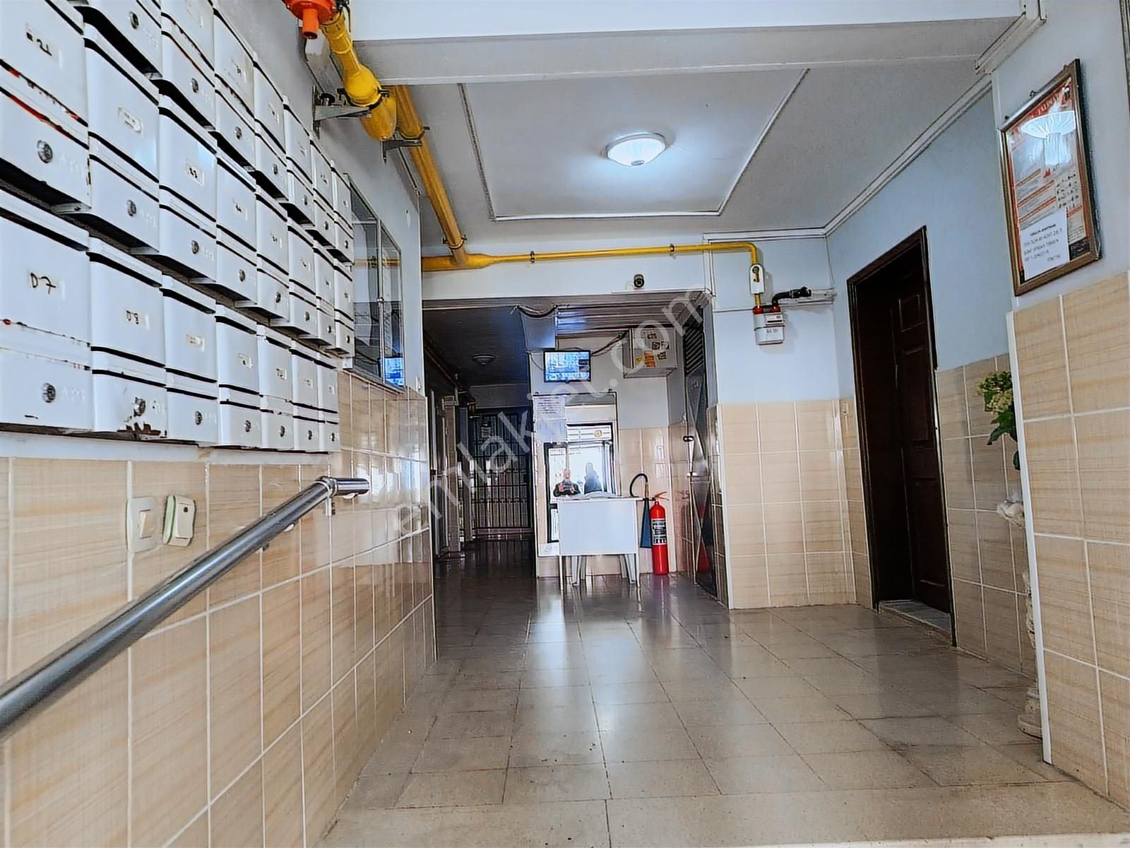 Buket Emlaktan Satılık 2+1 Daire Ara Kilerli Asansörlü Ebeveynli - Görsel 4