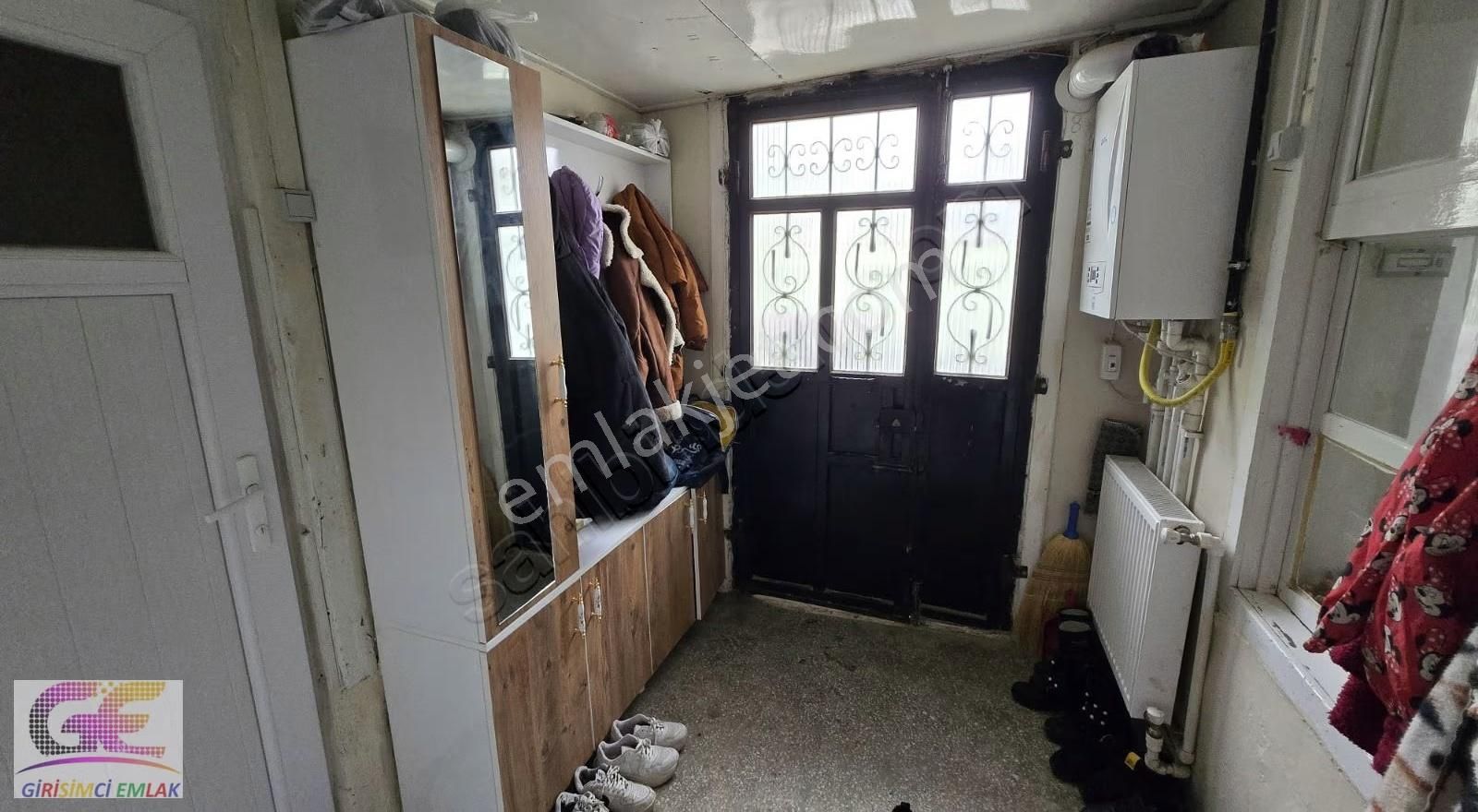 Girişimciden Anıt Meydanına 100mt Mesafede Müstakil Ev - Görsel 6