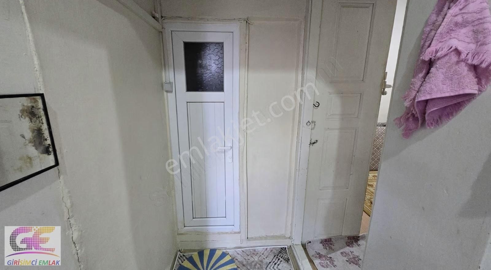 Girişimciden Anıt Meydanına 100mt Mesafede Müstakil Ev - Görsel 4