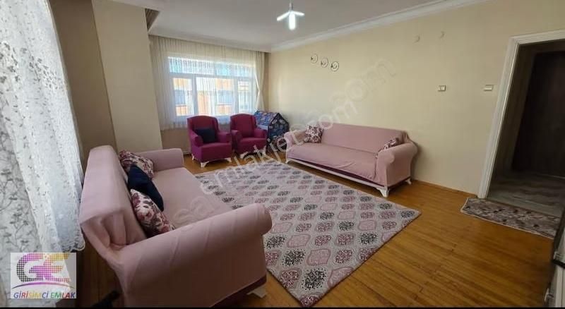 Girişimci Gayrimenkulden Akşehirin Kalbinde Fırsat Daire! - Görsel 19