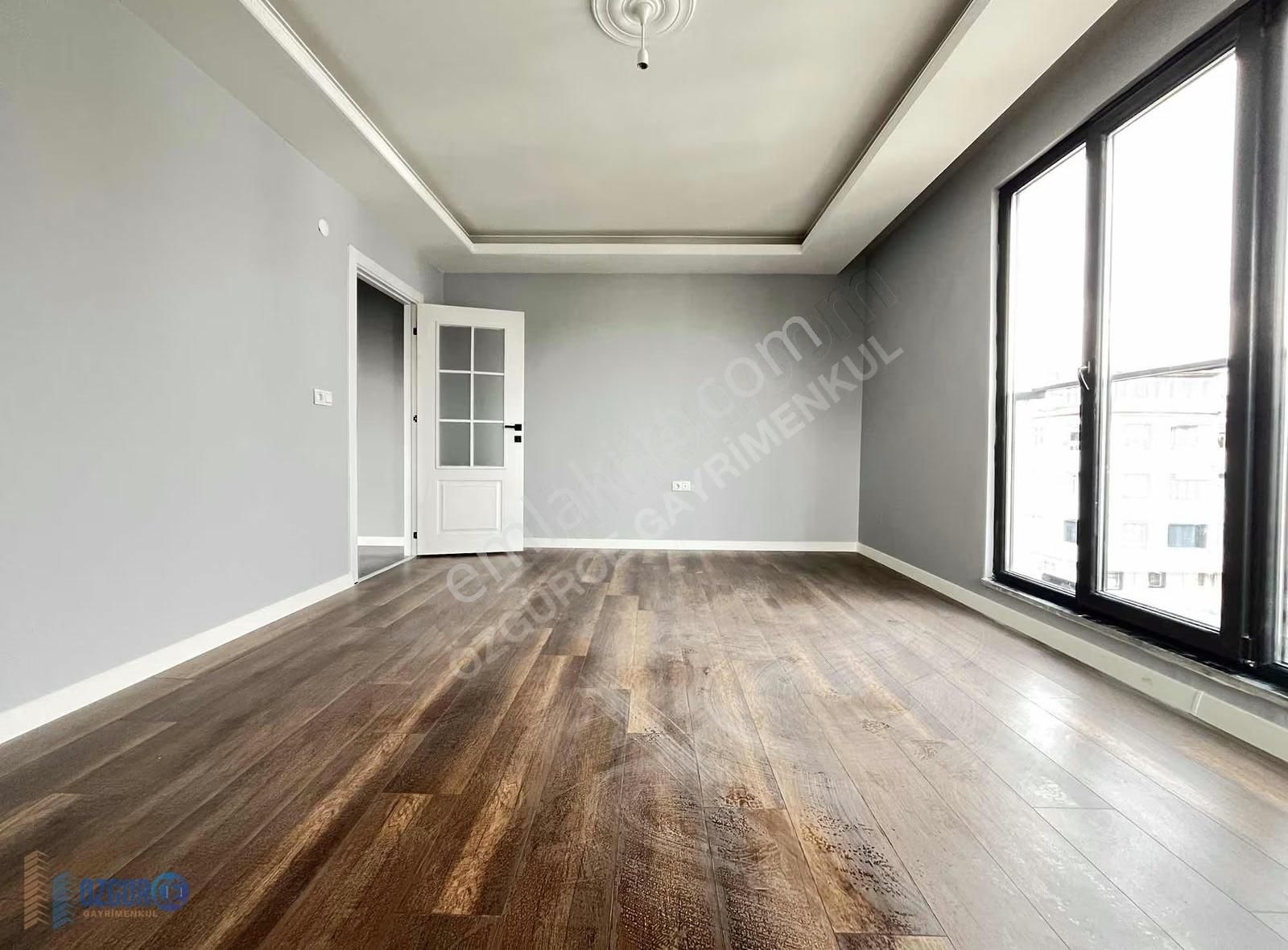 Özgürce'den Darıca Marmaray Durağı Yanı Asansörlü 2+1 Daire