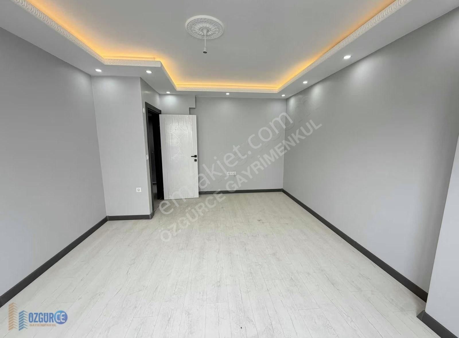 Özgürce Gydden Aşıroğlu Cd Dibi Marmaray Yakını 3+1 Dublex Daire - Görsel 2