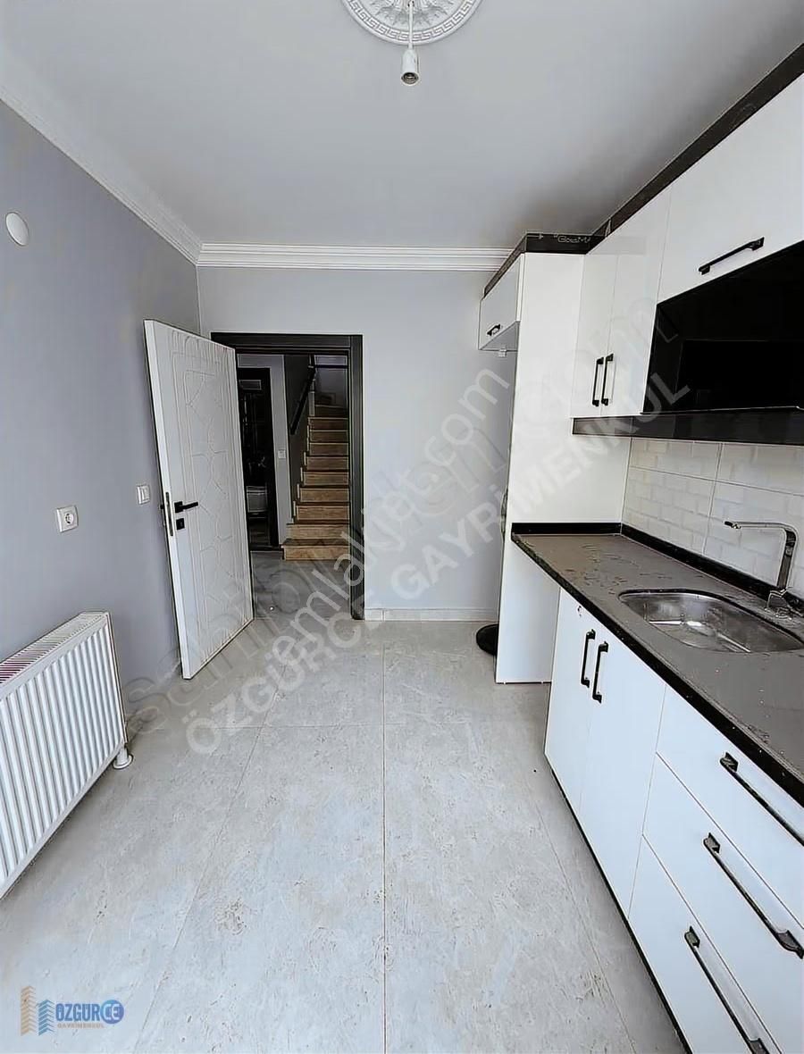 Özgürce Gydden Aşıroğlu Cd Dibi Marmaray Yakını 3+1 Dublex Daire - Görsel 21