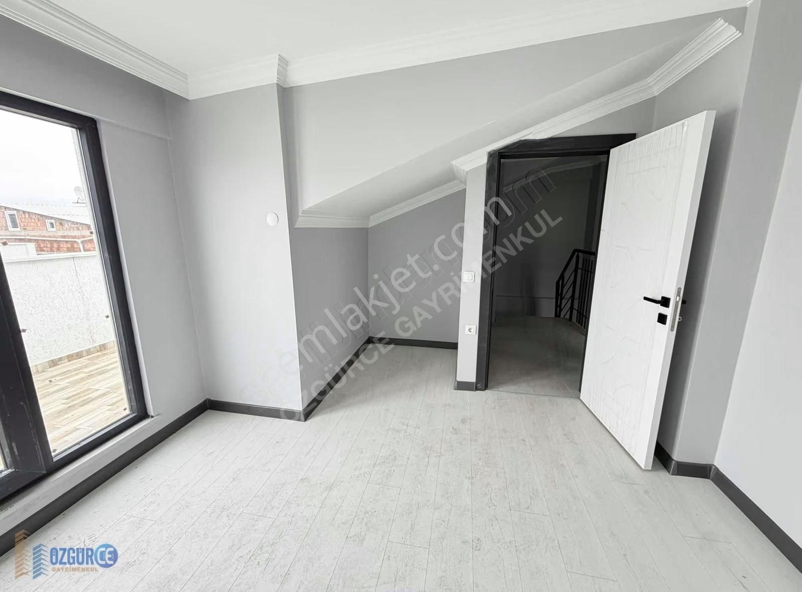 Özgürce Gydden Aşıroğlu Cd Dibi Marmaray Yakını 3+1 Dublex Daire - Görsel 11