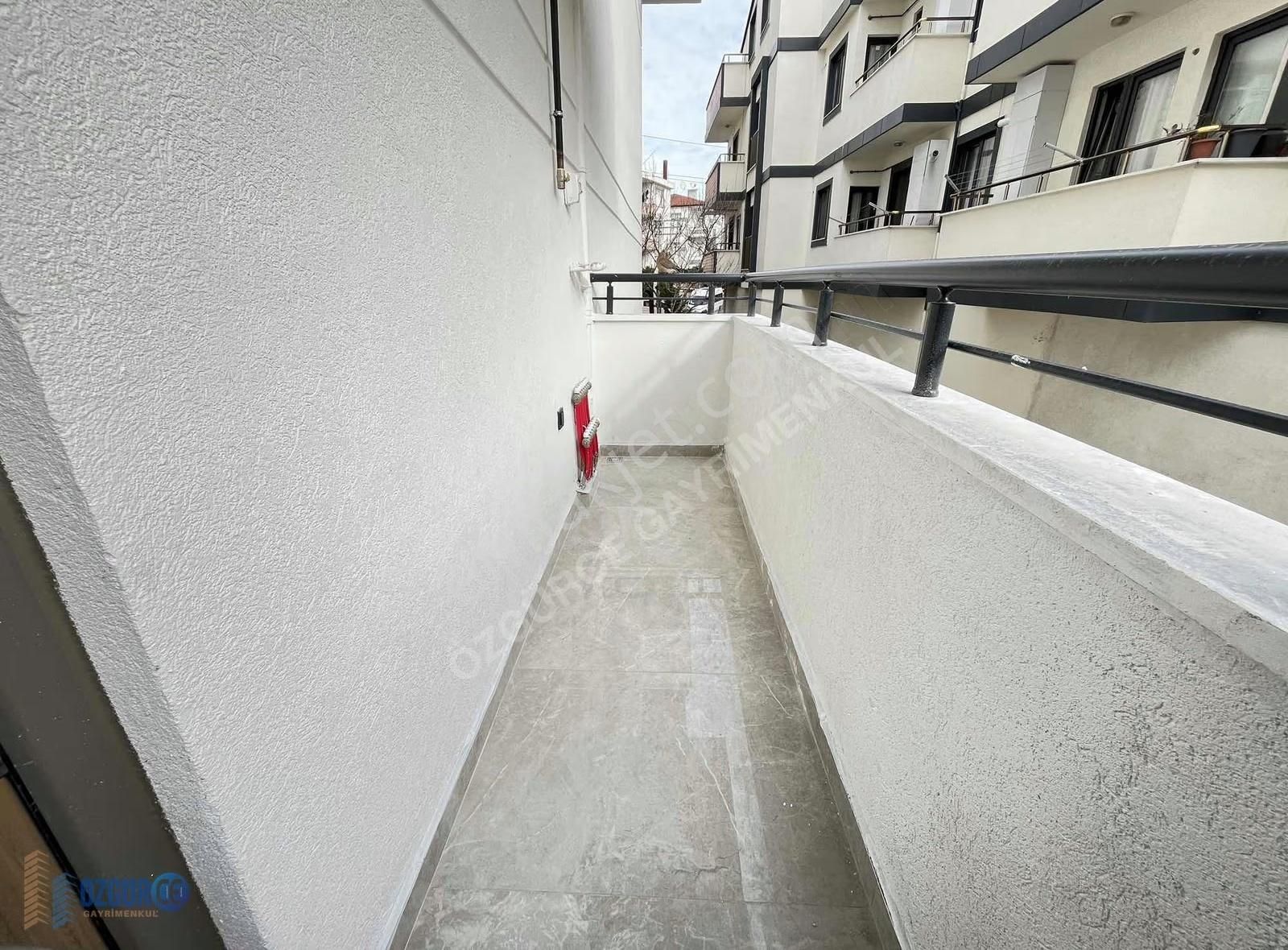 Özürce'den Marmaraya Yürüme Mesafesinde Modern 3+1 Arakat Daire - Görsel 12