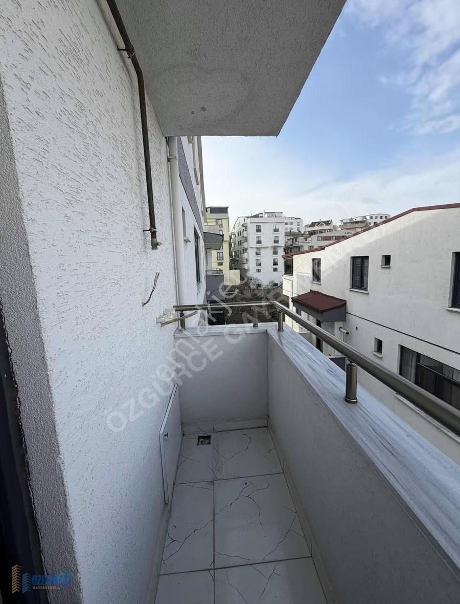 Özgürce Gyd'den Kazım Karabekir Merkeze Yakın 3+1 Dublex Daire - Görsel 3