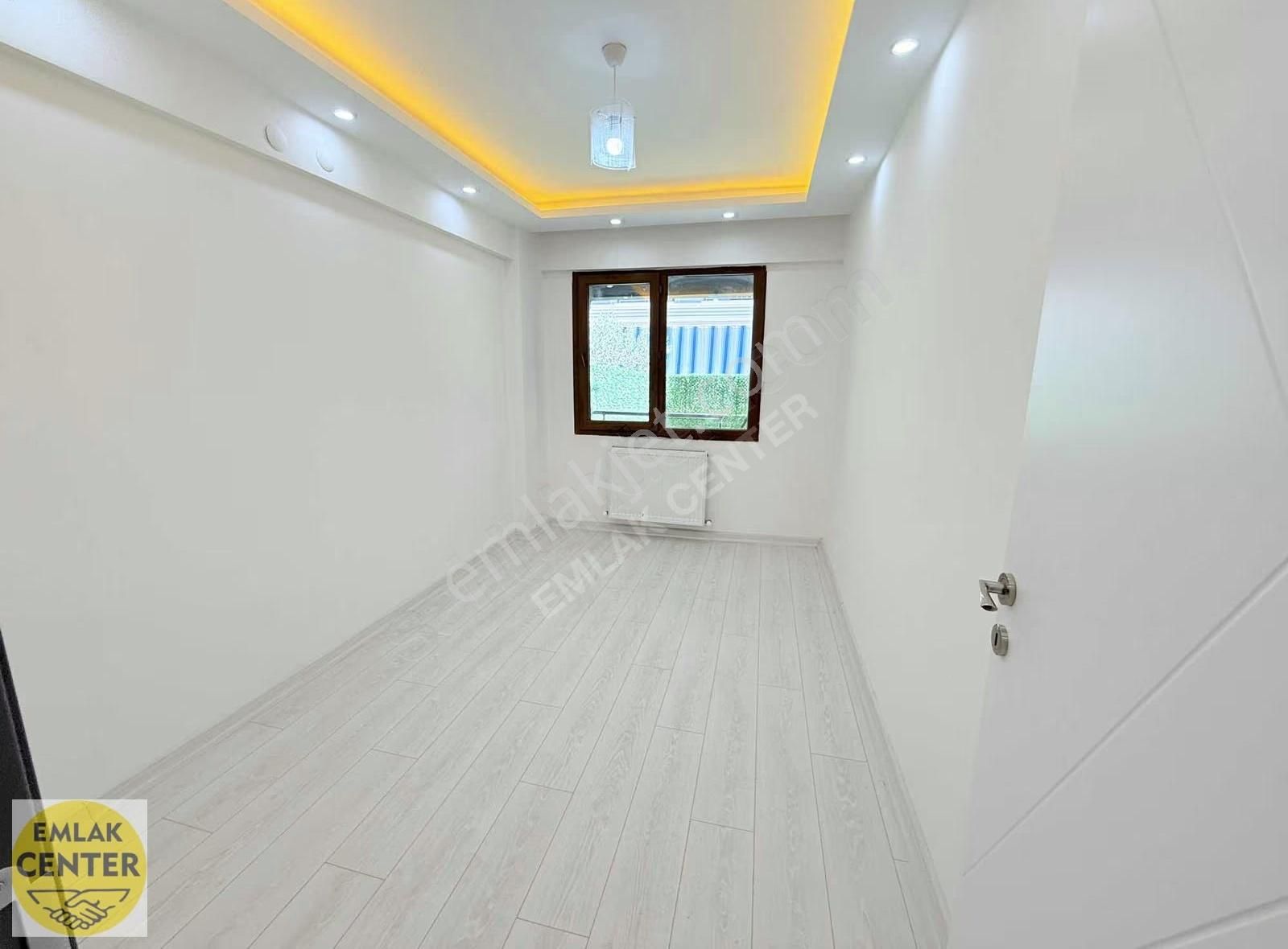 Emlak Center'dan Muradiye Mah.bahçeli Balkonlu 2+1 - Görsel 26