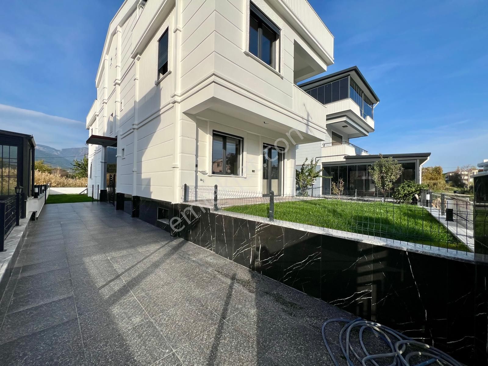 Aras Emlaktan Akçayda Bahçe Kullanımlı Geniş 1+1 Daire - Görsel 5