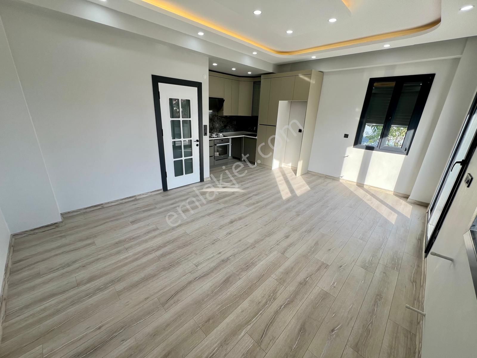 Aras Emlaktan Akçayda Bahçe Kullanımlı Geniş 1+1 Daire - Görsel 15