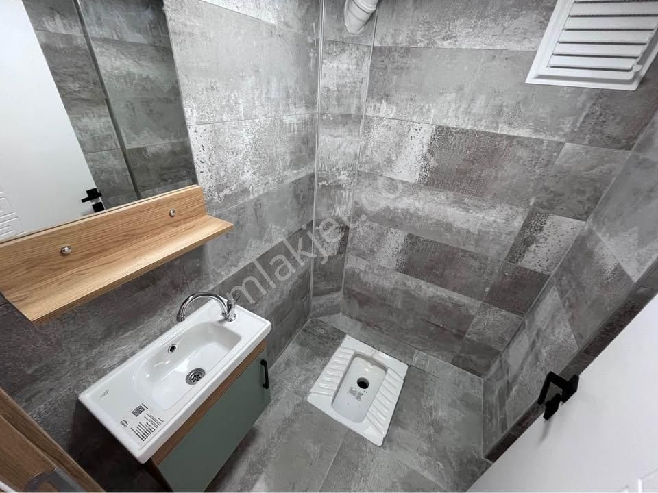 Beylikdüzü 'nde Şık Tasarımlı Şubat Ayına Özel Kaçırılmayacak Fırsat Dairemiz - Görsel 8