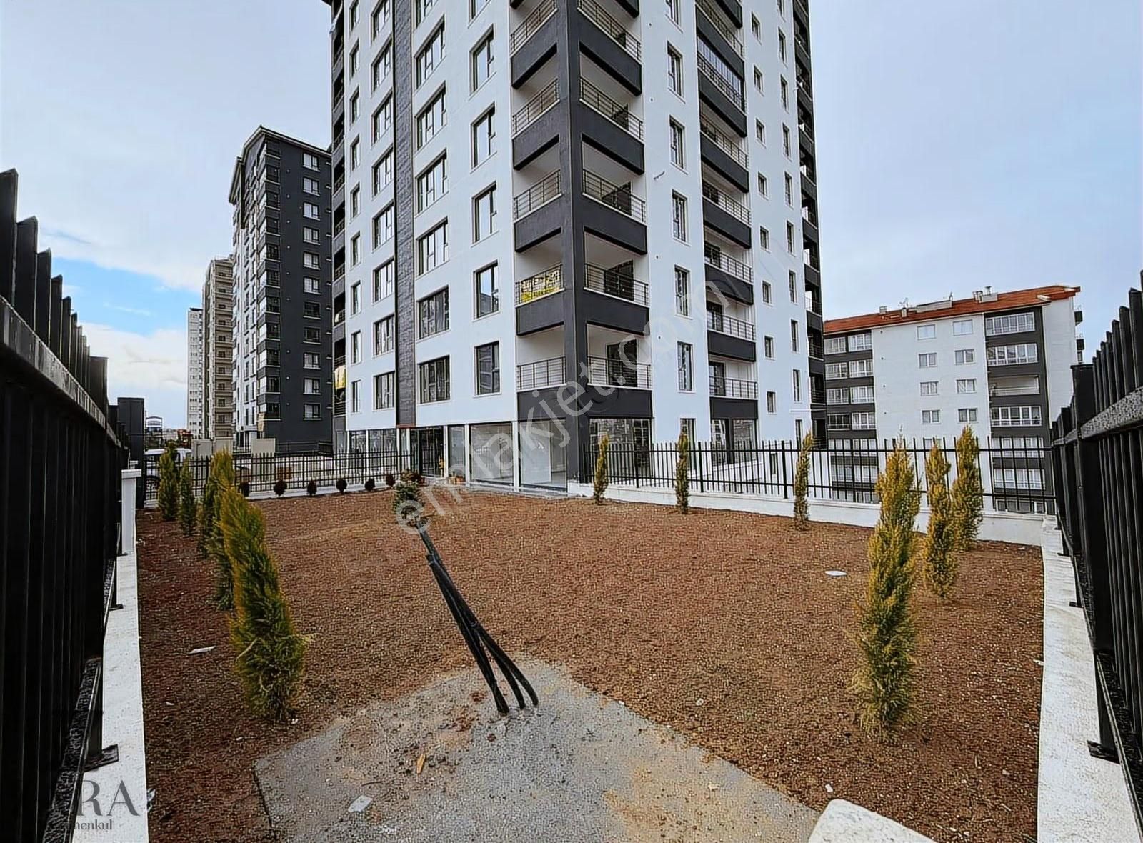 ▄zara▄yüksek Kredili. Ege Mh Vadi Cepheli 4+1 165m² Site Dairesi - Görsel 14