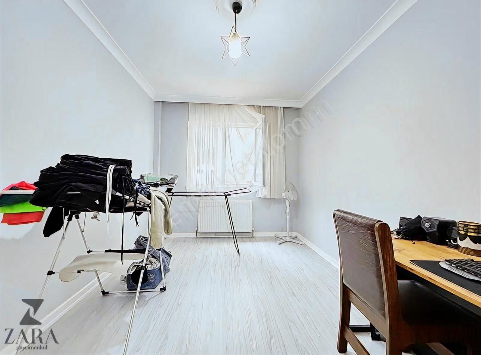 ▄zara▄cengizhan Mah. 846 Cd Yakını 3+1 İskanlı/asansörlü Daire - Görsel 2