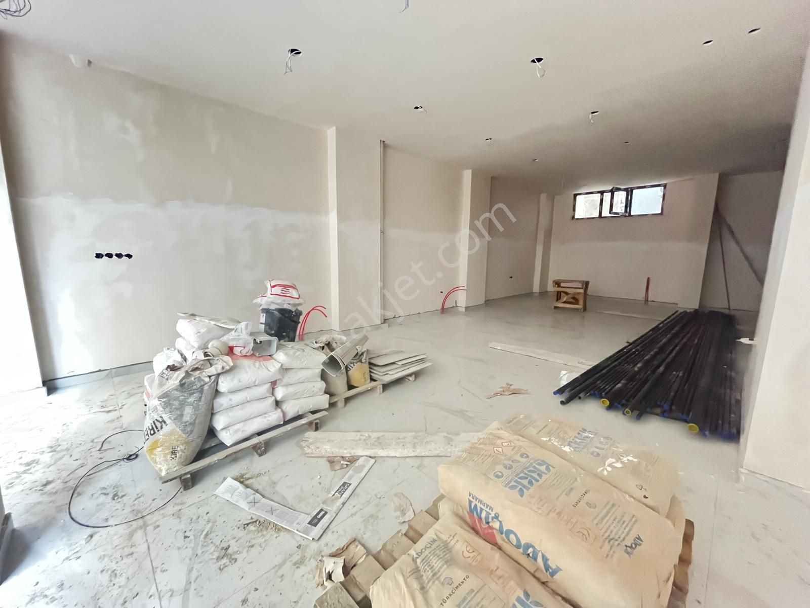 Loft'tan Sefaköy Merkezde Cadde Yakın 85m2 Satılık Dükkan - Görsel 6