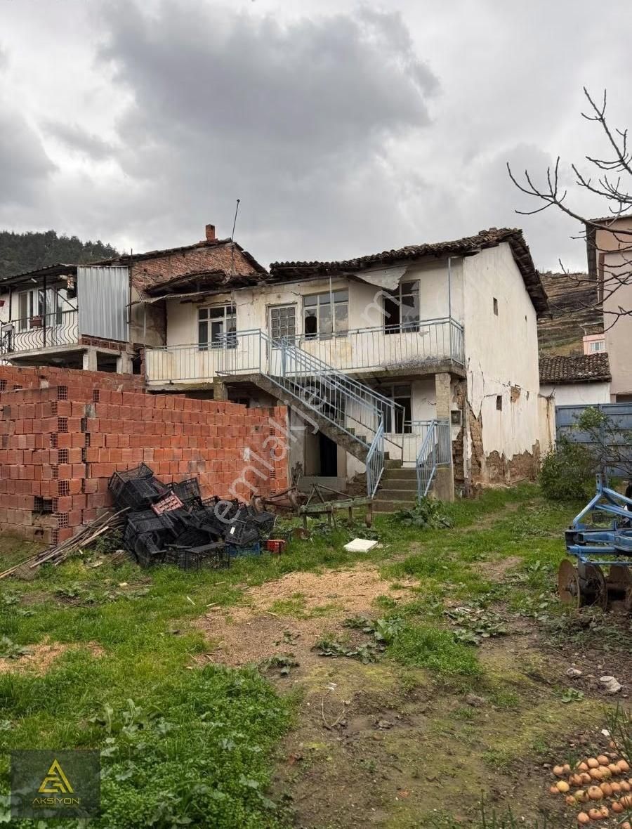 Bursa Osmangazi İsmetiye De Satılık Bahçeli Müstakil Ev