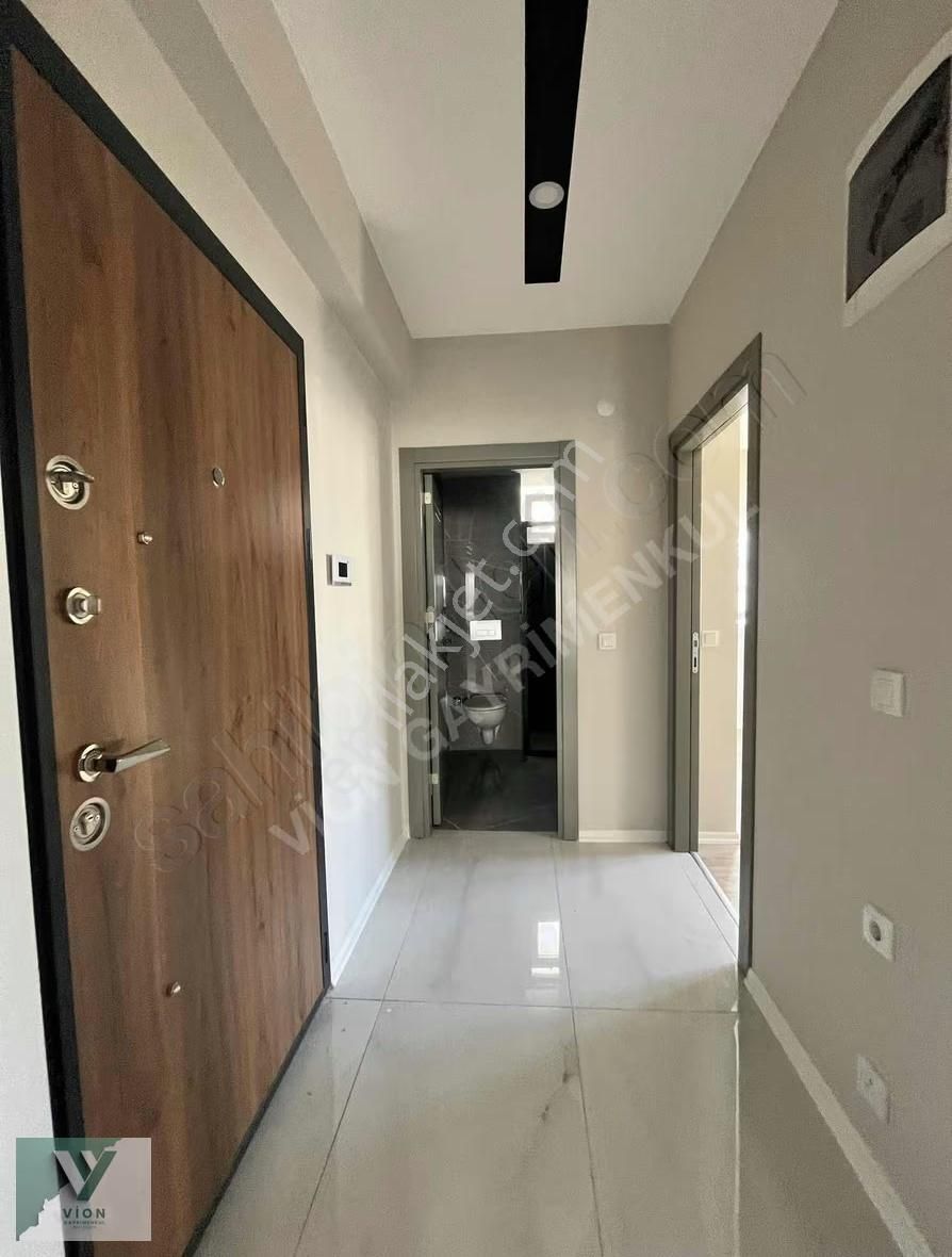 Meydan Kavşağında Satılık Sıfır İslanlı 2+1 Arakat Daire - Görsel 17