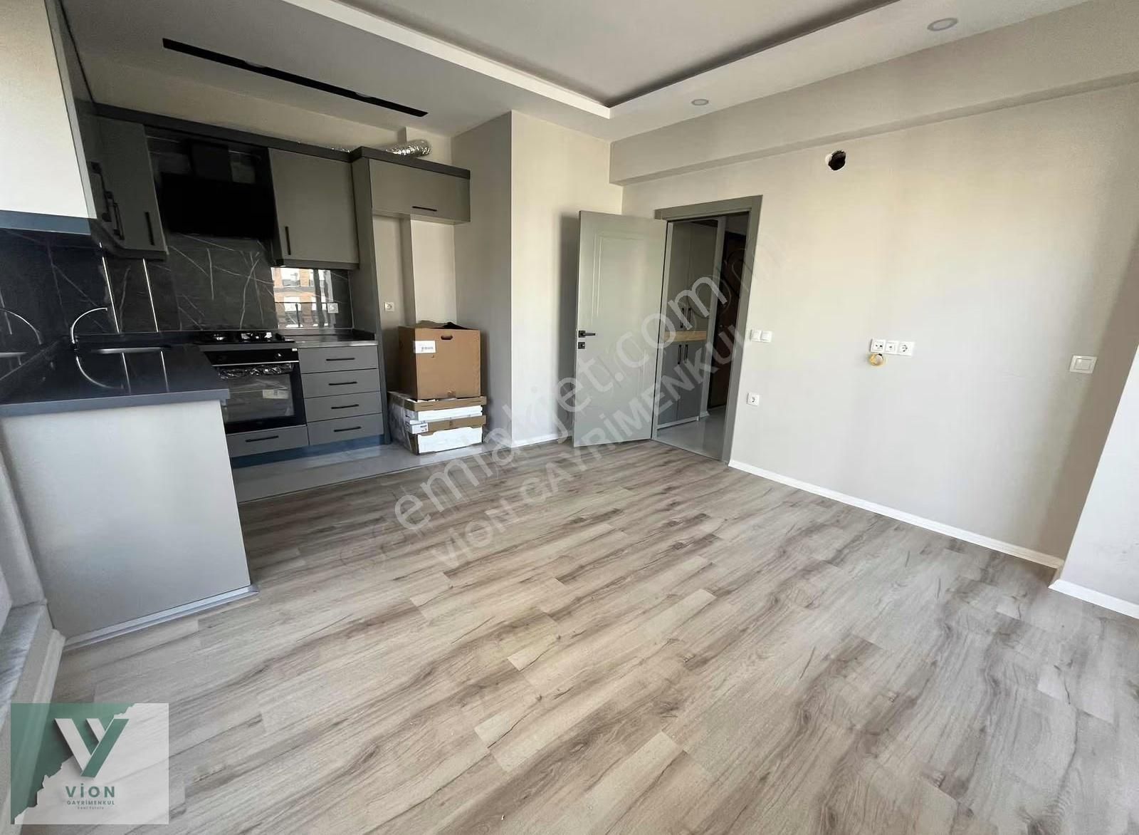 Meydan Kavşağında Satılık Sıfır İslanlı 2+1 Arakat Daire - Görsel 13