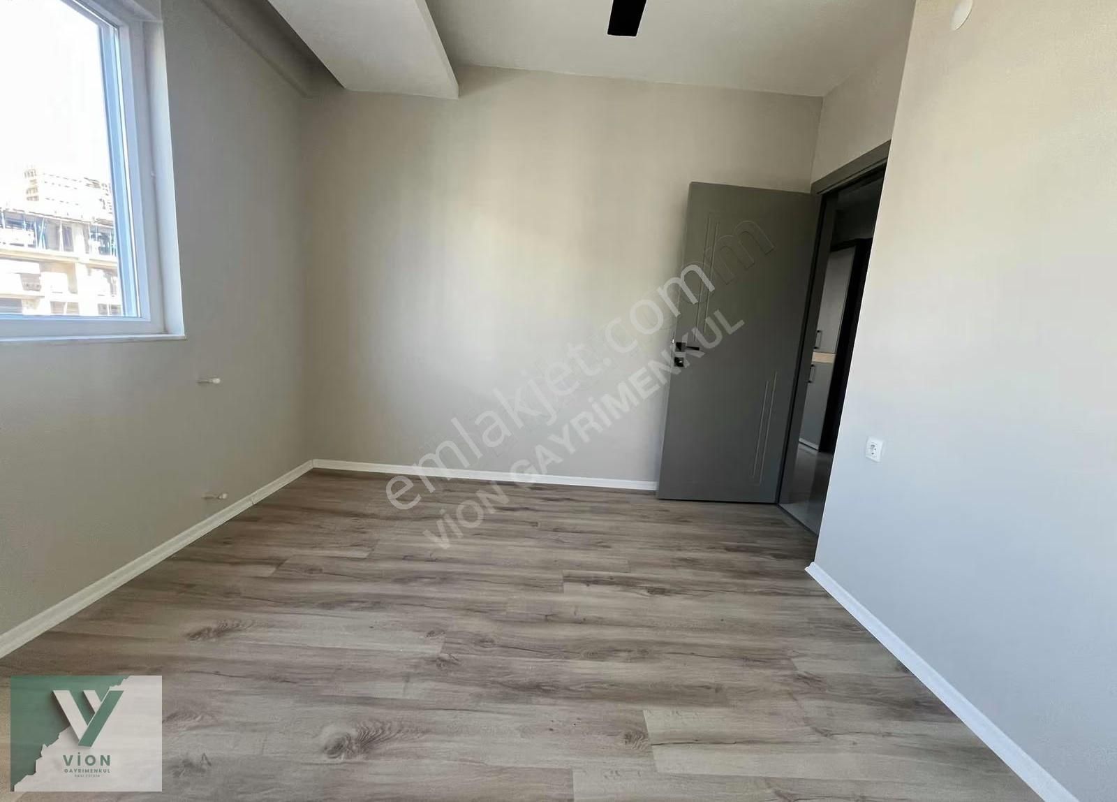 Meydan Kavşağında Satılık Sıfır İslanlı 2+1 Arakat Daire - Görsel 18