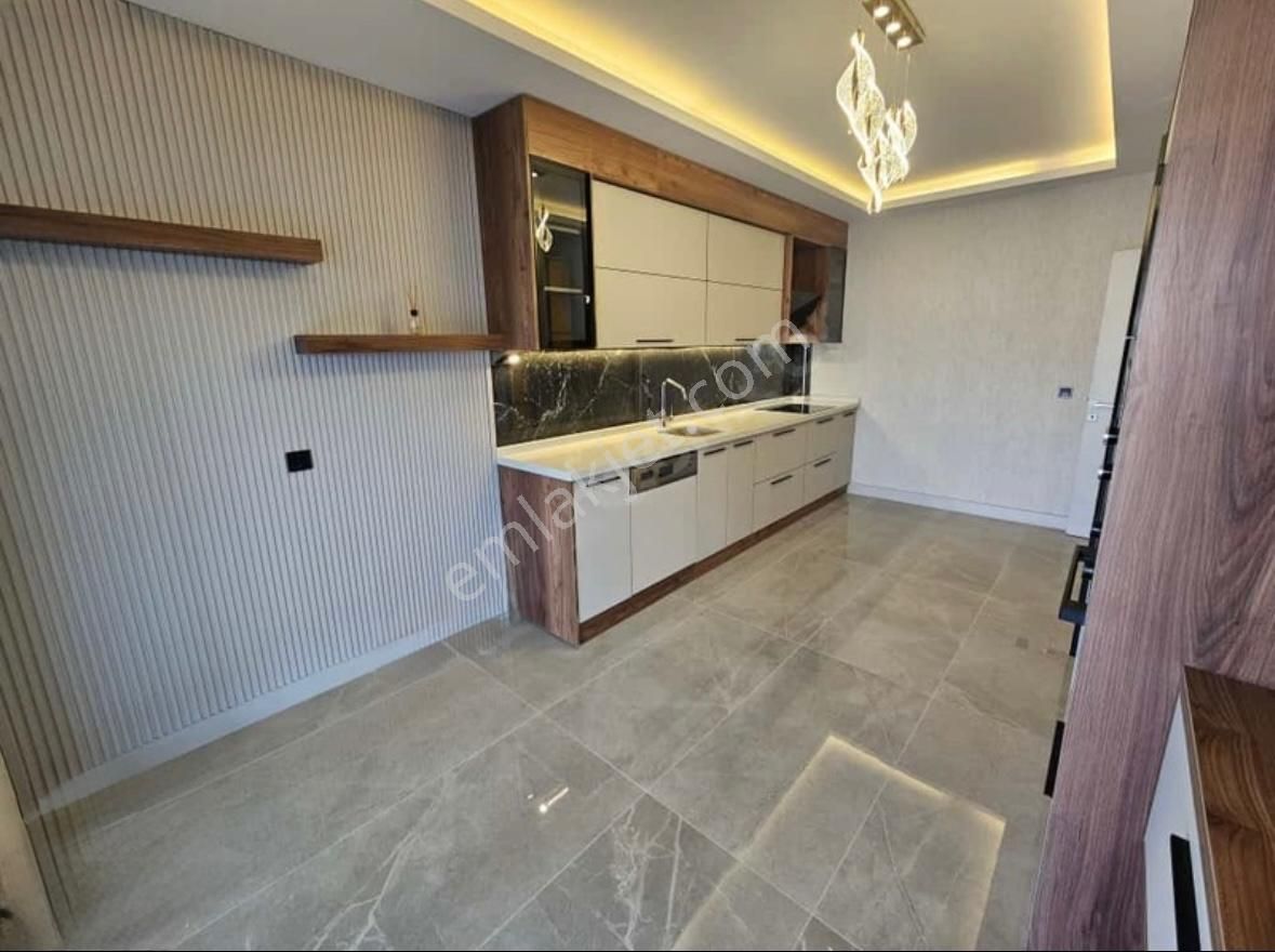 Batıkent Yeni Batı Mah. Sıfır 4+1 9.arakat Geniş Satılık Daire - Görsel 7