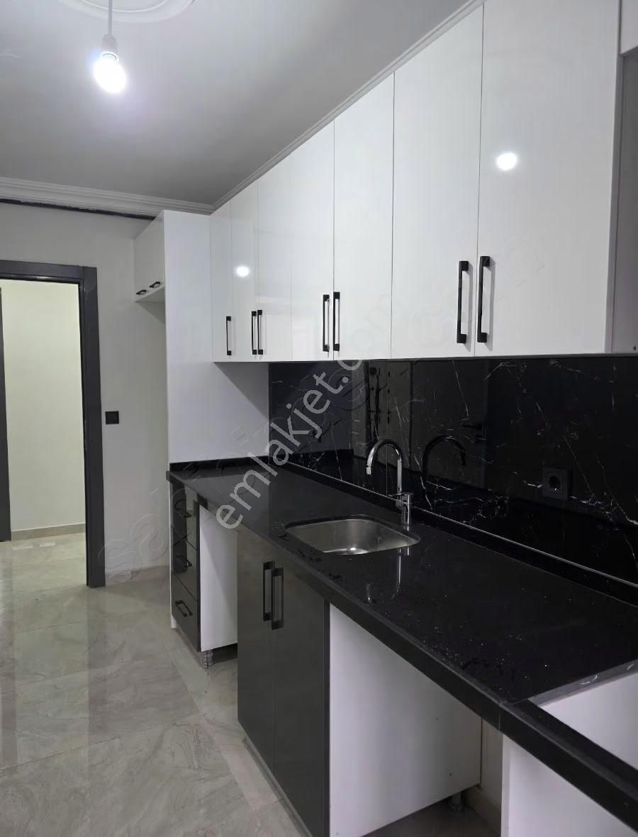 Avcılar Gümüşpala Mah 3+2 Satılık Dübleks - Görsel 8