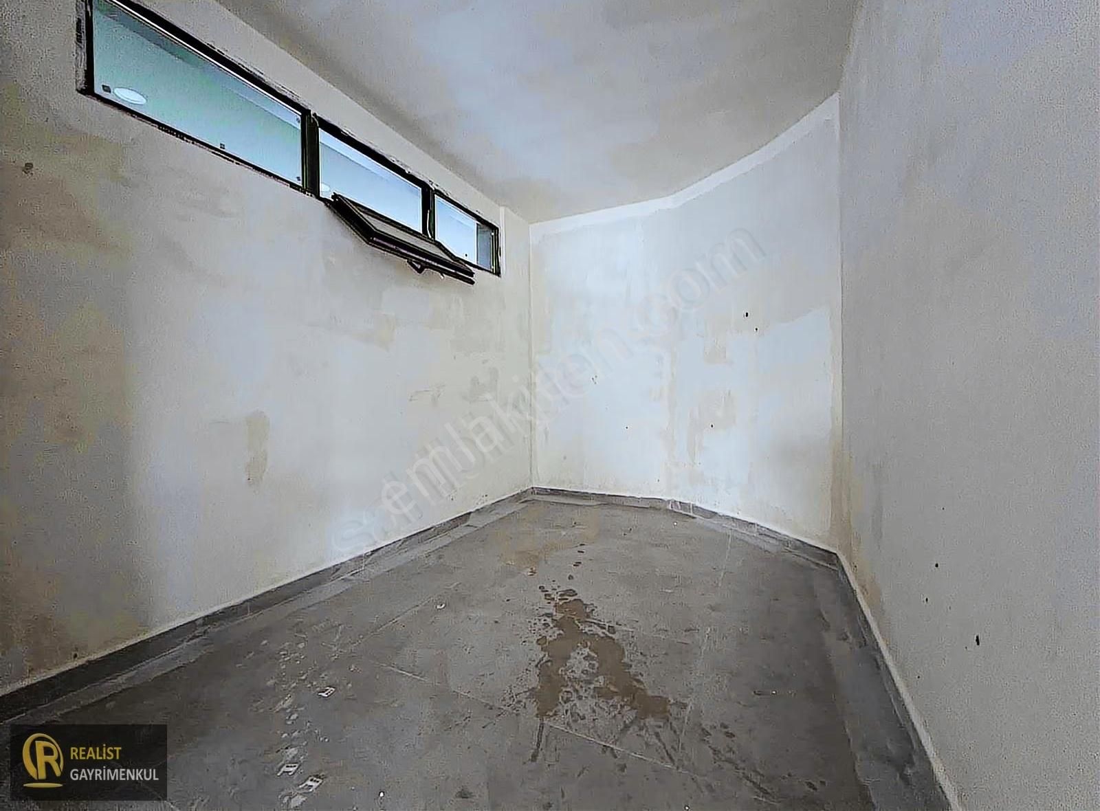 İşlek Cadde Üzeri Kullanıma Hazır 400 M² Dükkan - Görsel 2