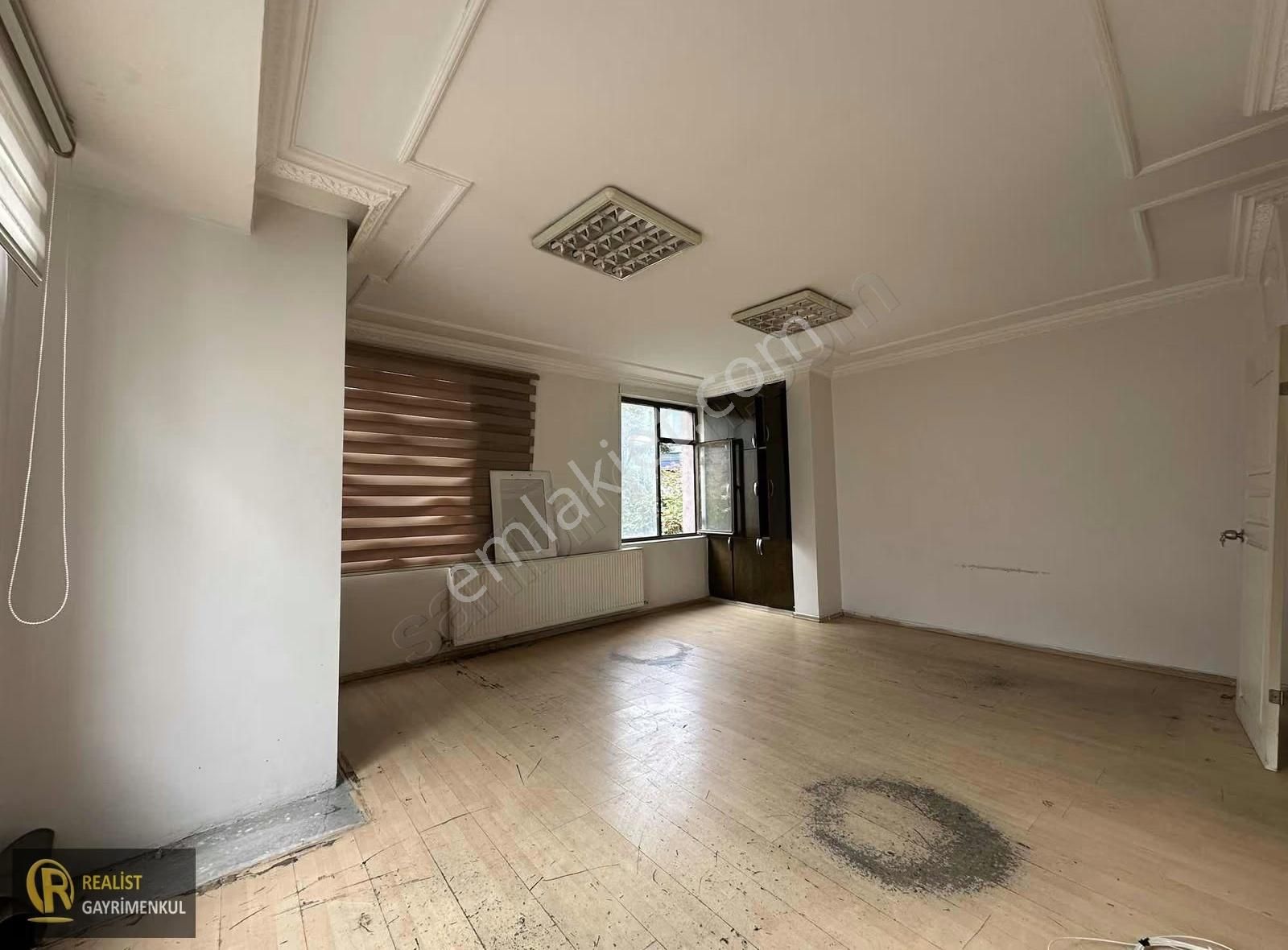 Merkezi Konumda-giriş Üstü Büyük 2+1 Ofis - İş Yeri - Görsel 8