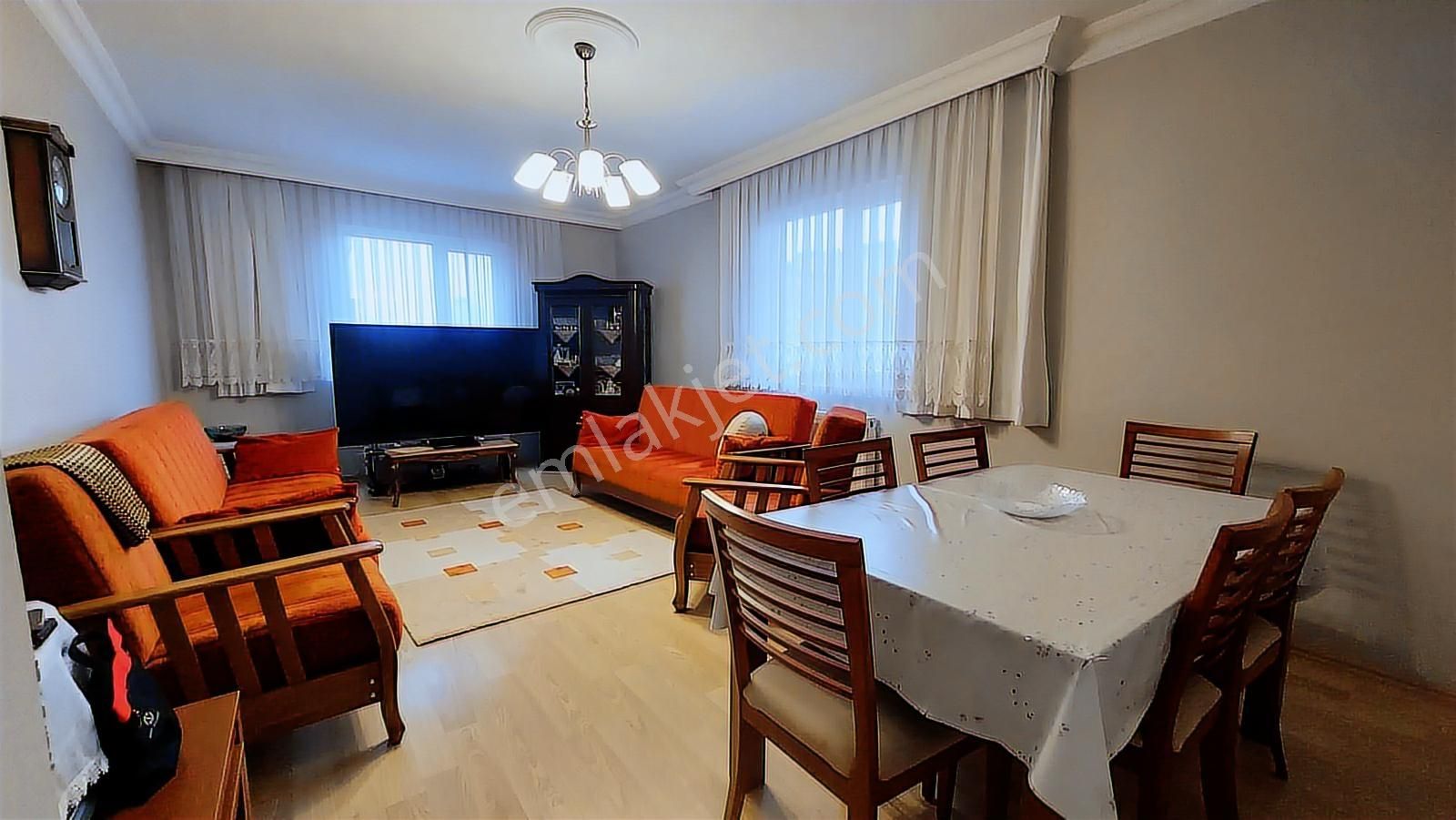 Ümraniye Şerifali 2+1 Satılık Daire
