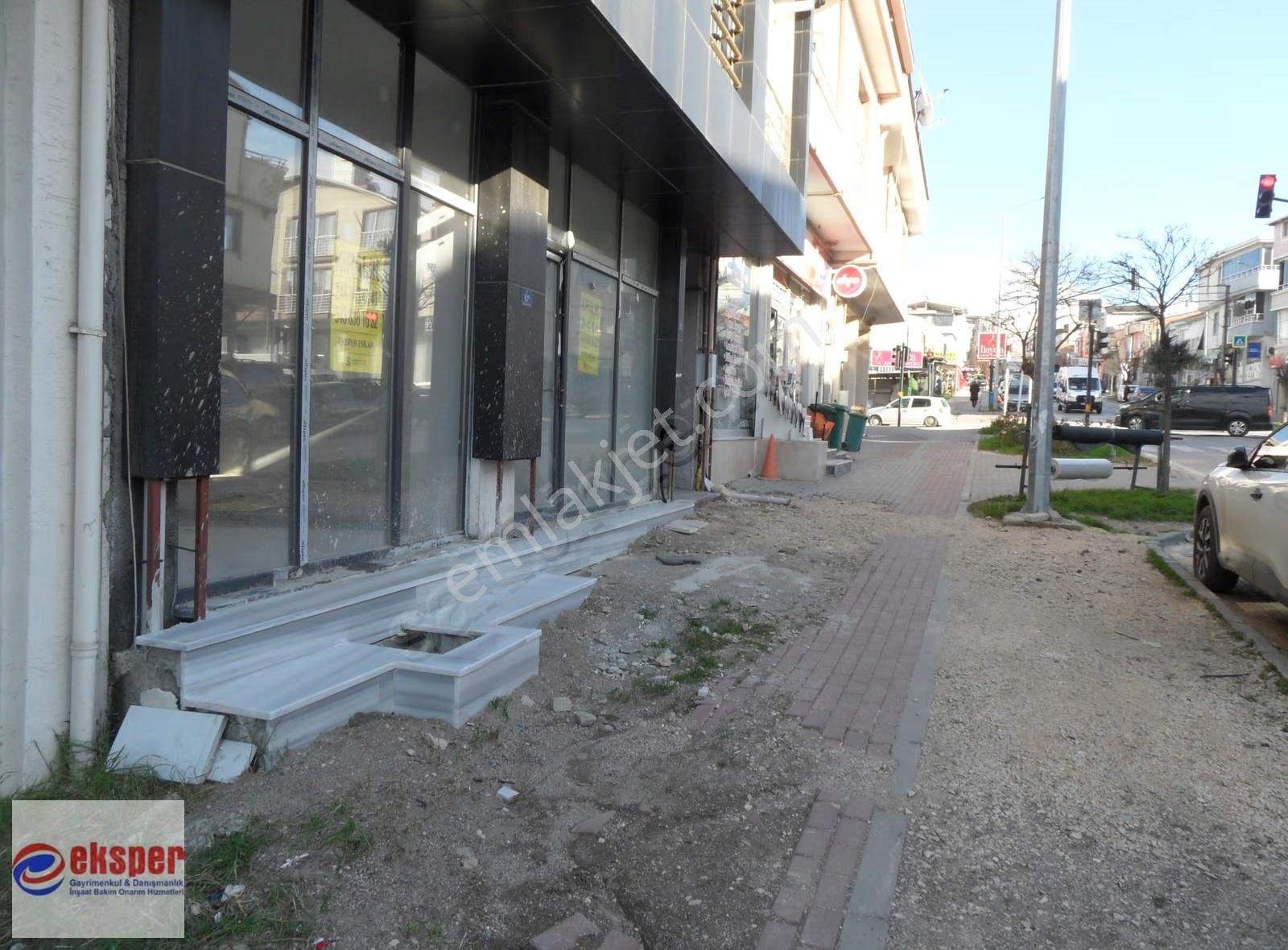 Üçevlerde Kiralık İşyeri - Görsel 10