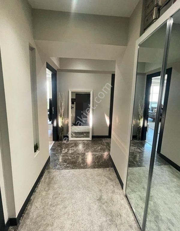 Mertcan Dan Royal Garden'de Ebeveyn Banyolu 3+1 Deniz Manzaralı - İskanlı - Görsel 16