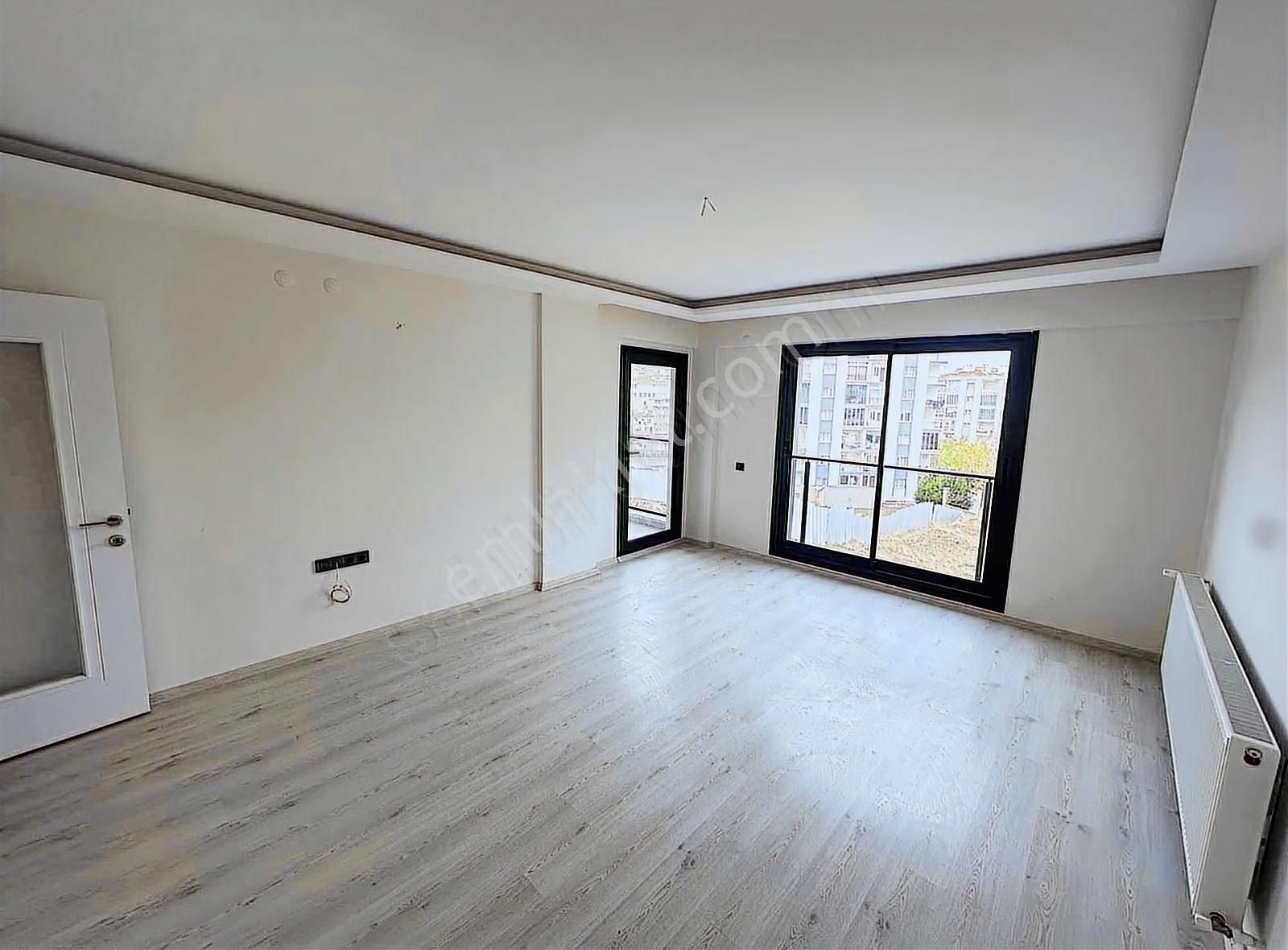 Sıfır Lüx Sitede Satılık 2+1 Daireler K.mutfak ,k.otopark - Görsel 6