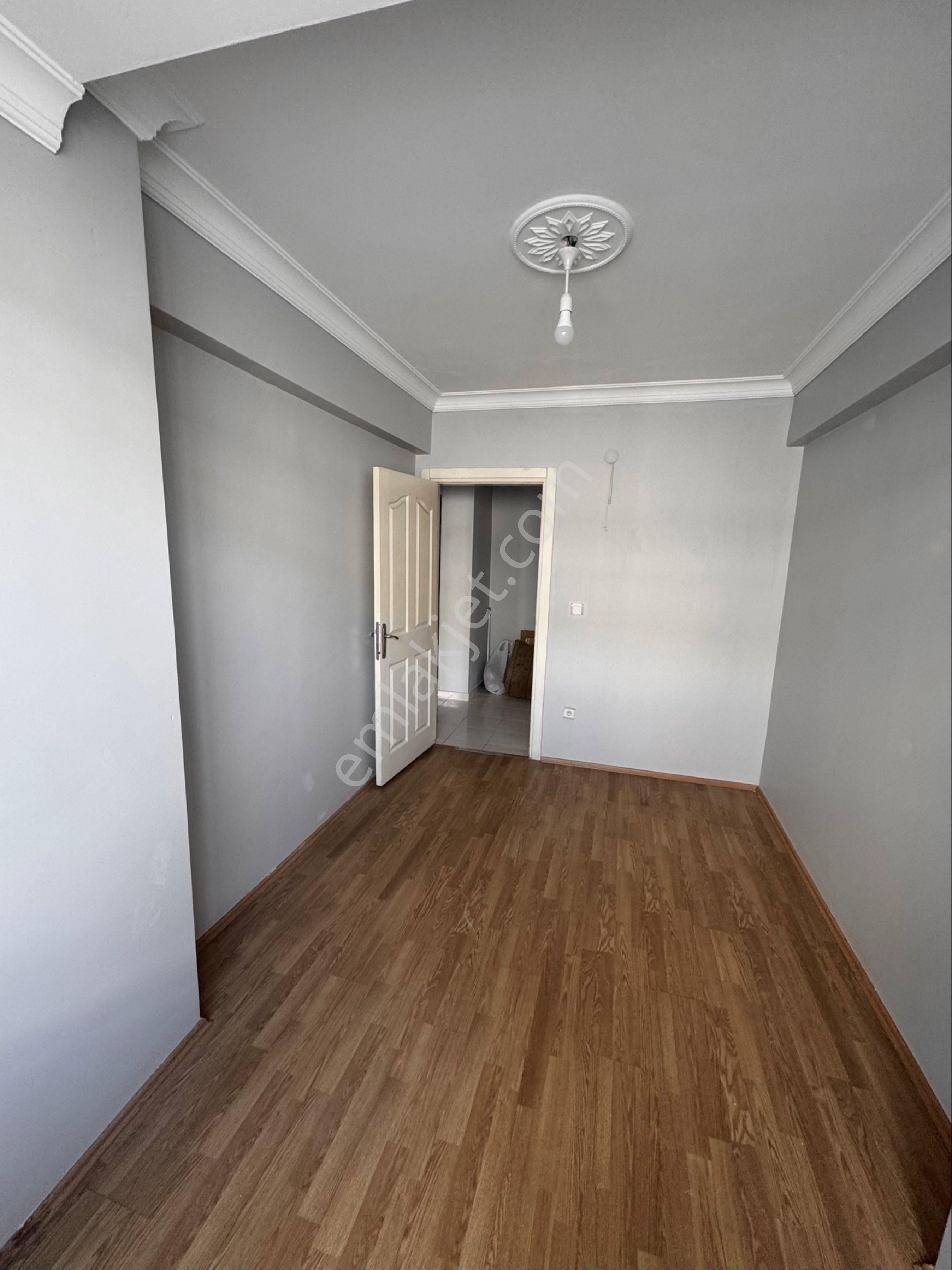 Süleymaniye'de Masrafsız Aile Binasında 2+1 Kiralık Arakat - Görsel 7