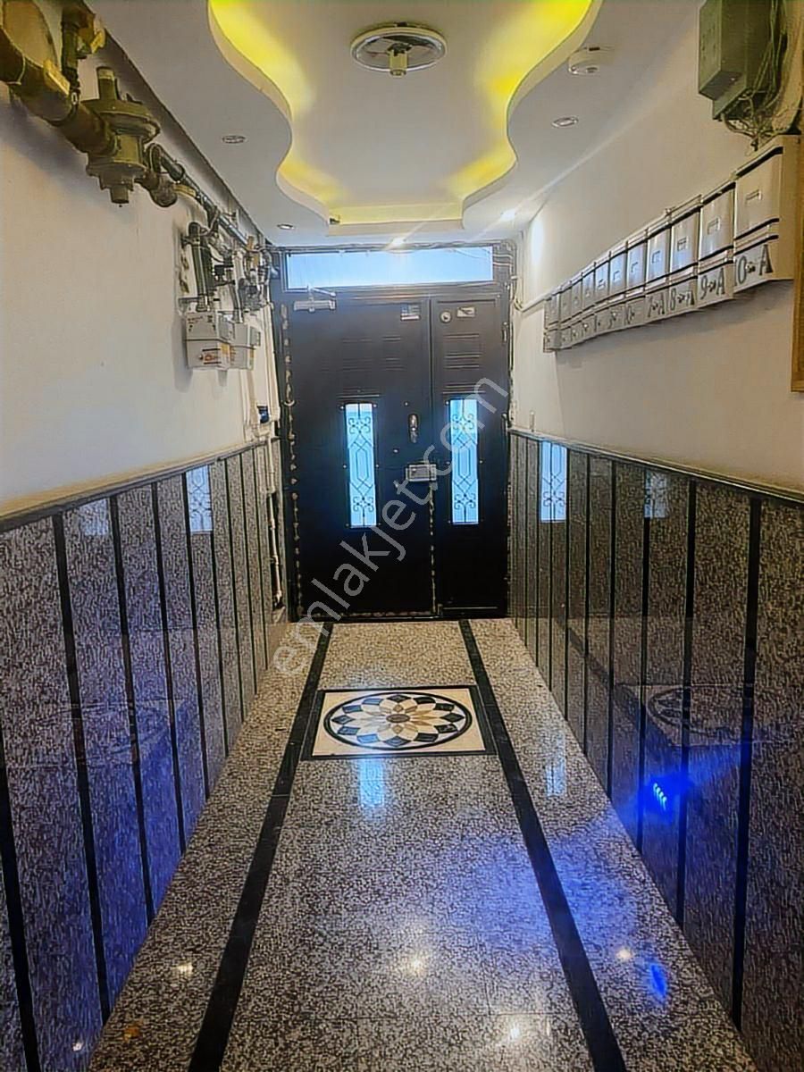 Beylıkdüzü Kavaklıda 2+1 85 M2 1 Kat Kiralık - Görsel 3