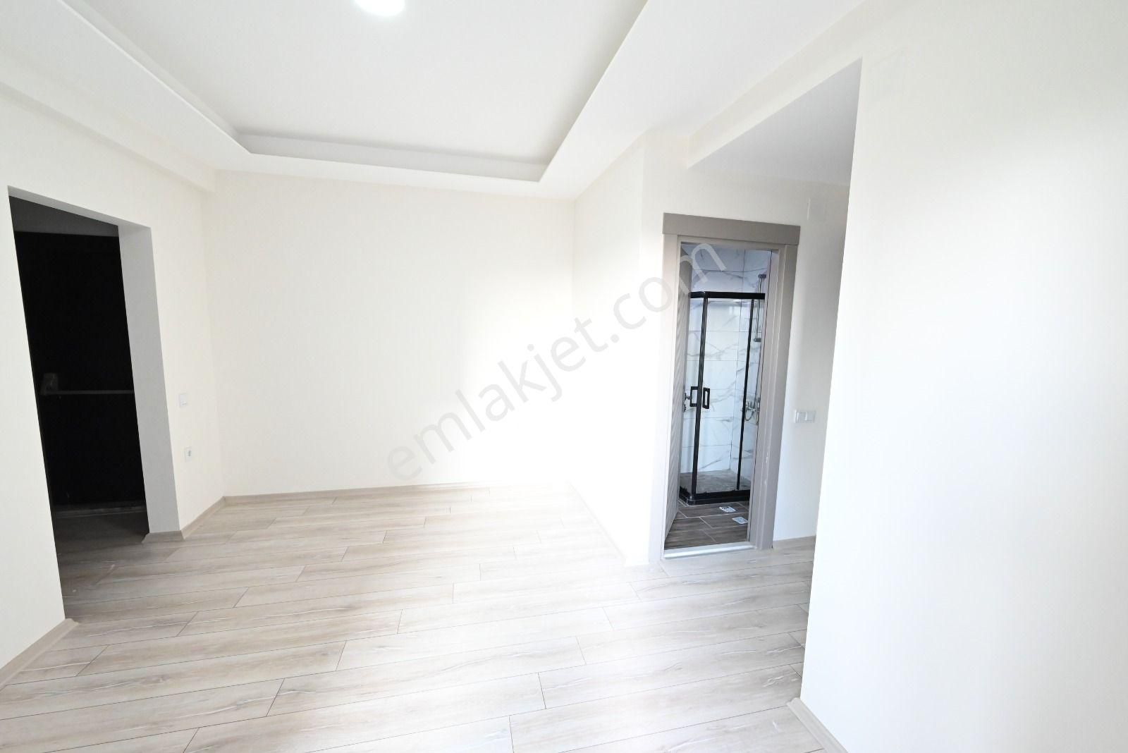 Üstünkent - Akdeniz'de 3+1 Havuzlu Site İçi Kiralık Sıfır Daire - Görsel 33