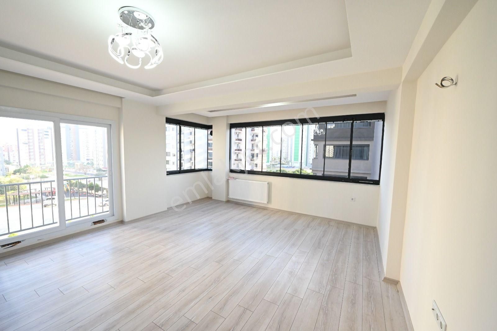 Üstünkent - Akdeniz'de 3+1 Havuzlu Site İçi Kiralık Sıfır Daire - Görsel 19