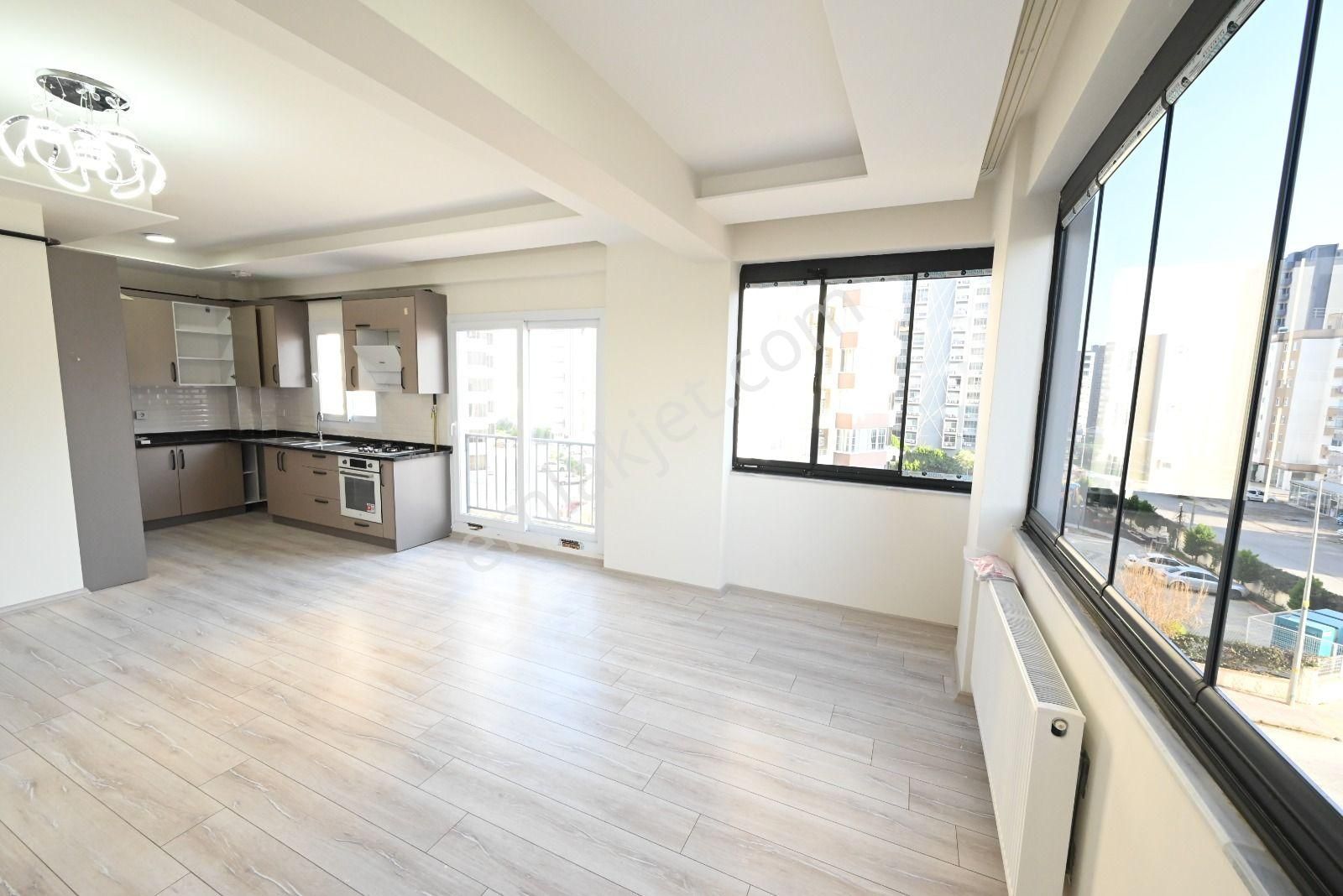 Üstünkent - Akdeniz'de 3+1 Havuzlu Site İçi Kiralık Sıfır Daire - Görsel 12