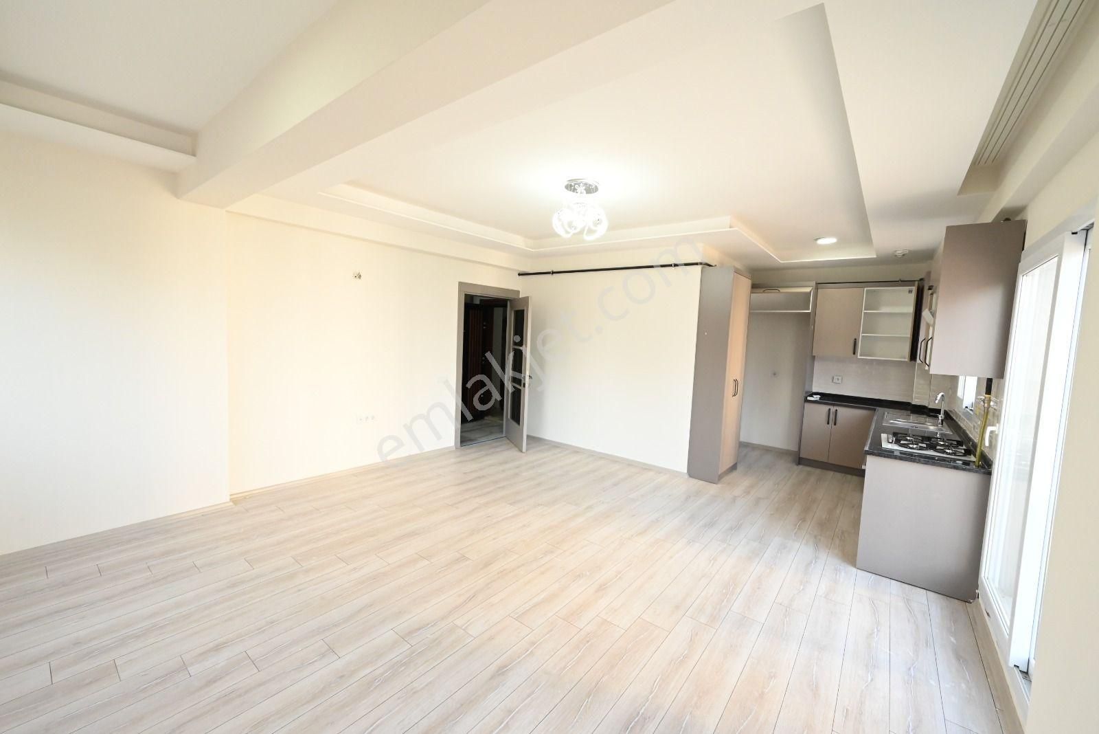 Üstünkent - Akdeniz'de 3+1 Havuzlu Site İçi Kiralık Sıfır Daire - Görsel 14