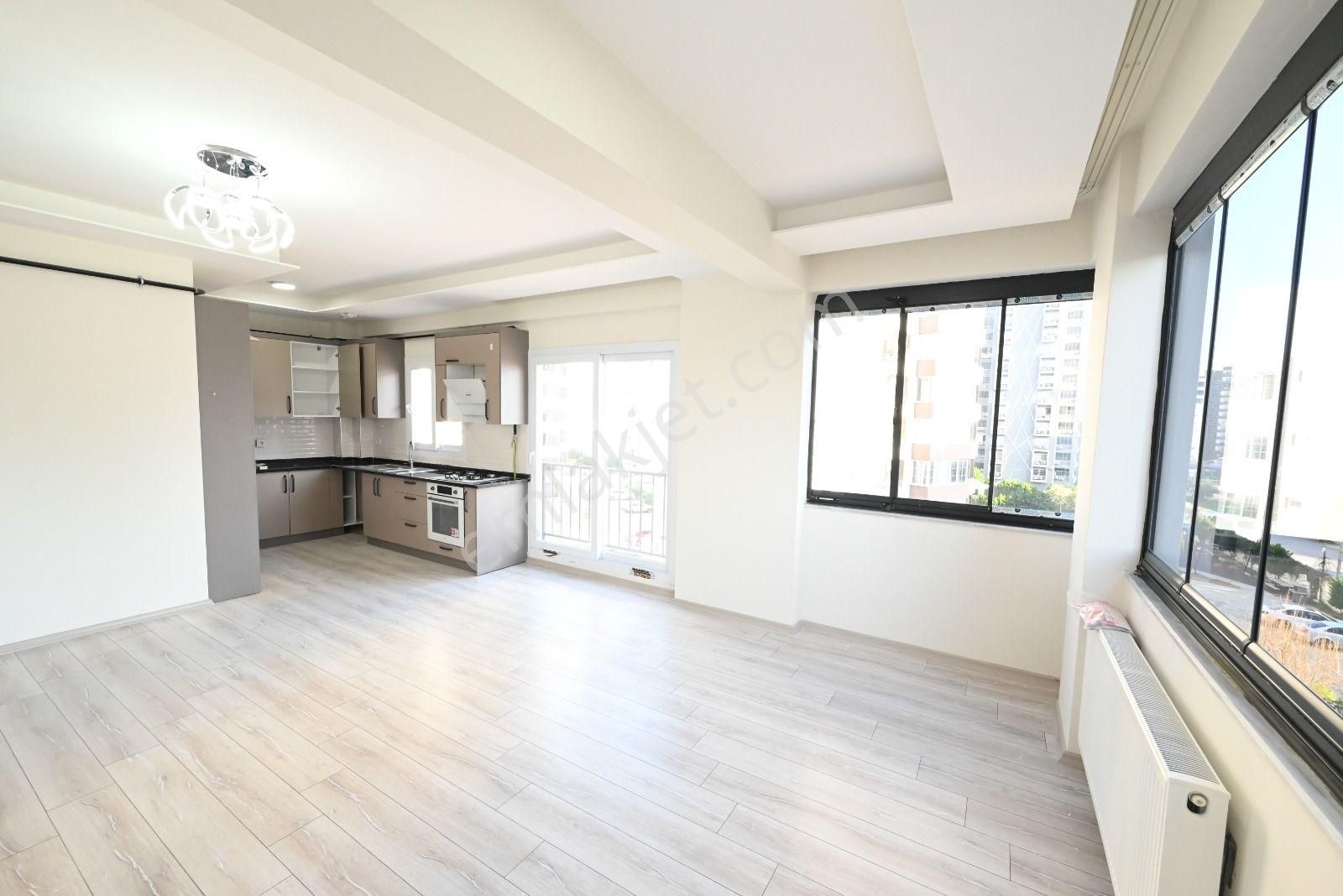 Üstünkent - Akdeniz'de 3+1 Havuzlu Site İçi Kiralık Sıfır Daire - Görsel 11