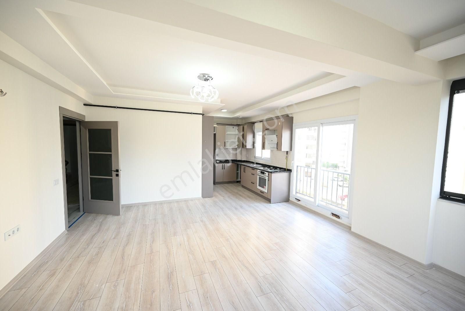 Üstünkent - Akdeniz'de 3+1 Havuzlu Site İçi Kiralık Sıfır Daire - Görsel 5